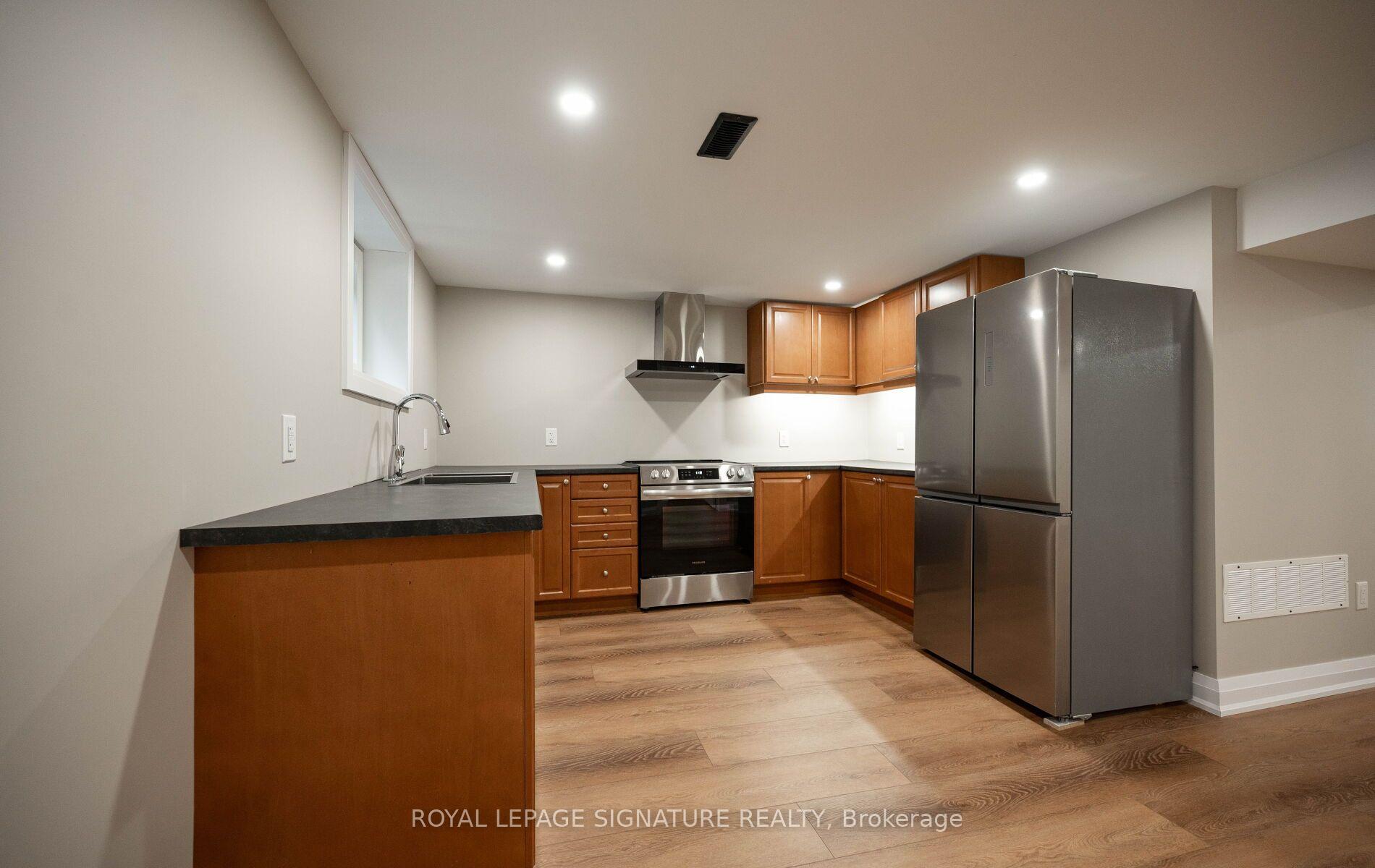 Photo 10 of 16 Eleanor (Lower Level) Court, Guelph, Grange Road — HOMEH