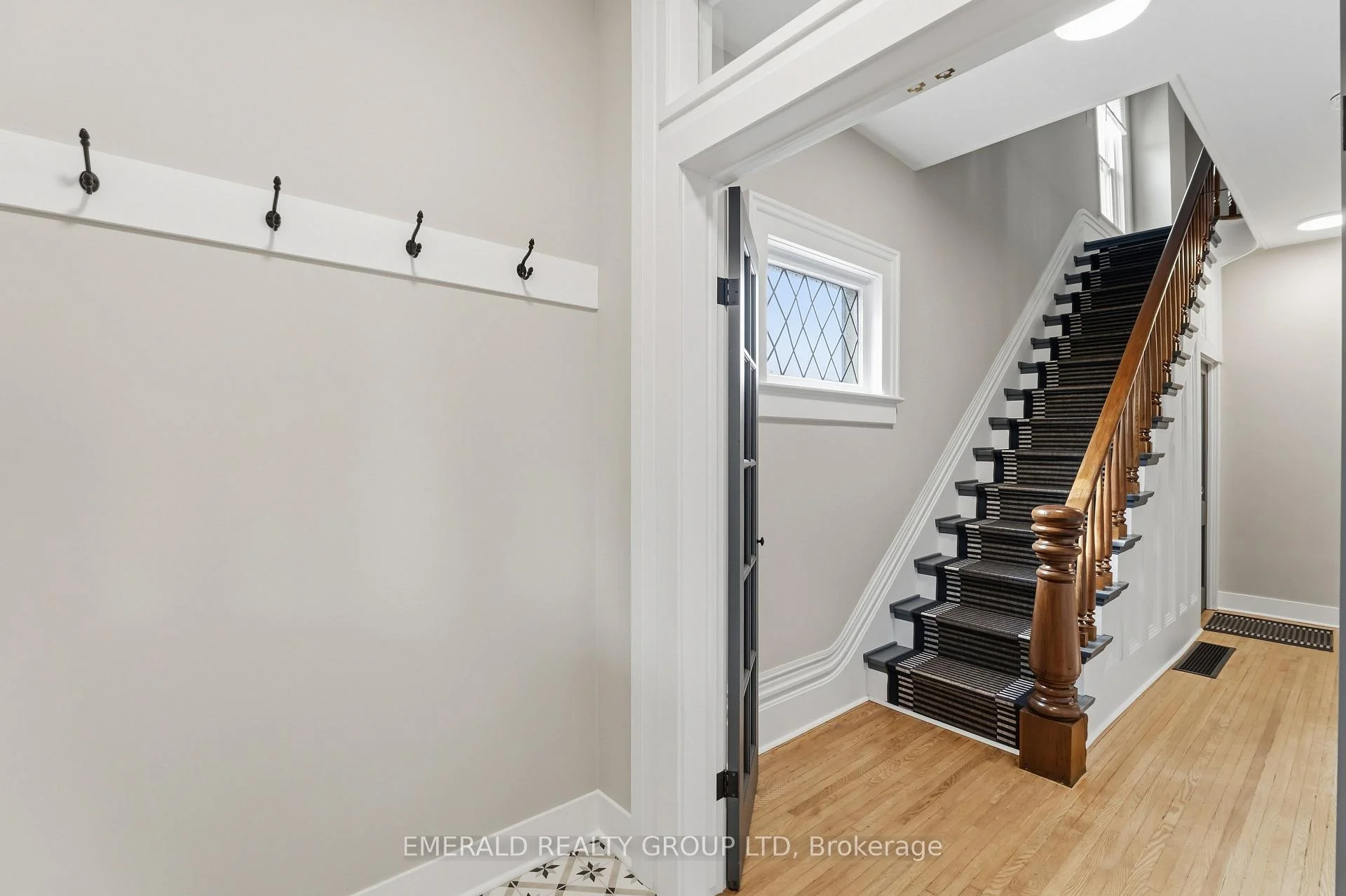 Photo 4 of Unit Upper, 7 Ormond Street S, Thorold, Thorold Downtown — HOMEH