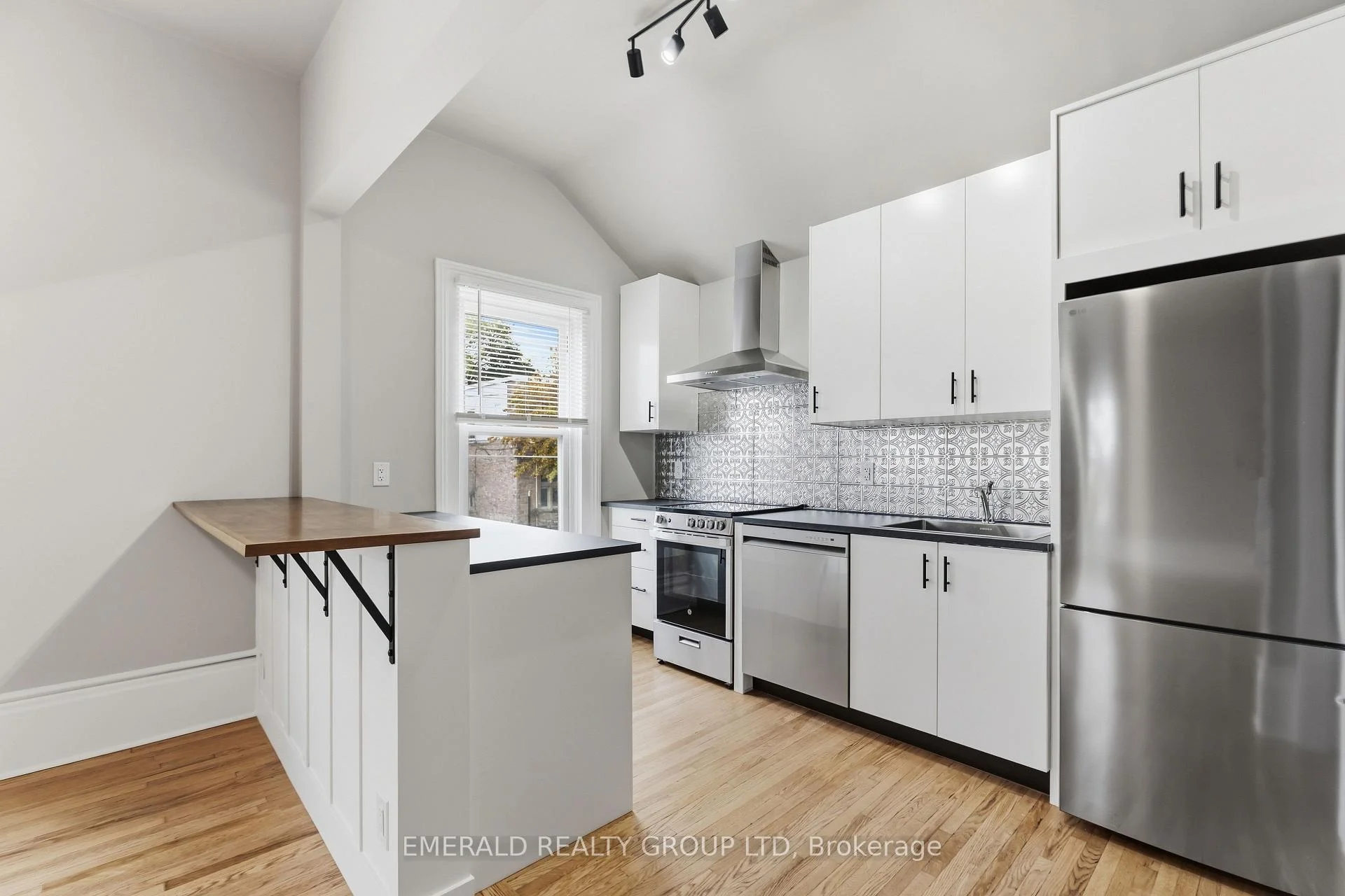 Photo 15 of Unit Upper, 7 Ormond Street S, Thorold, Thorold Downtown — HOMEH