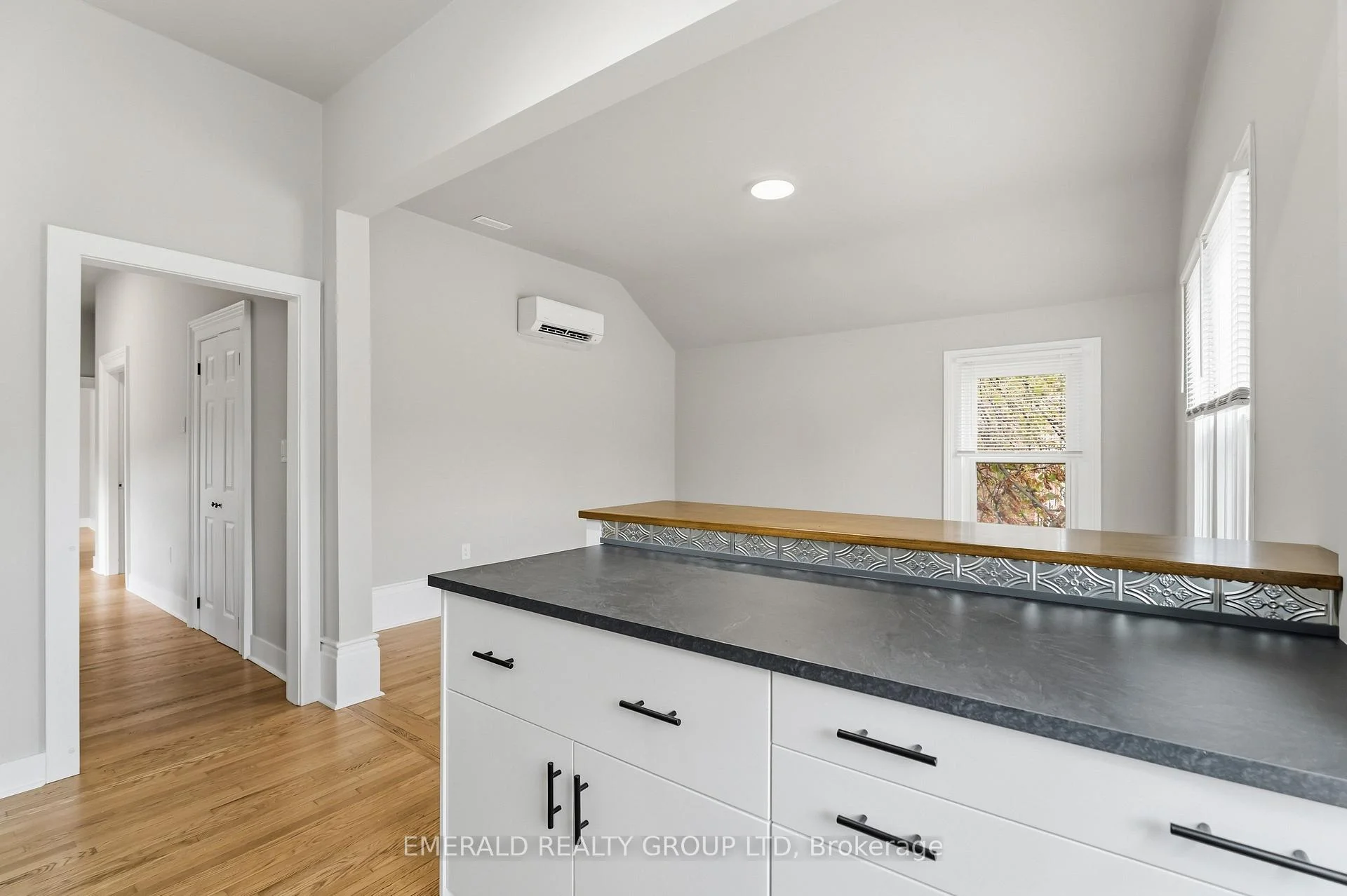 Photo 17 of Unit Upper, 7 Ormond Street S, Thorold, Thorold Downtown — HOMEH