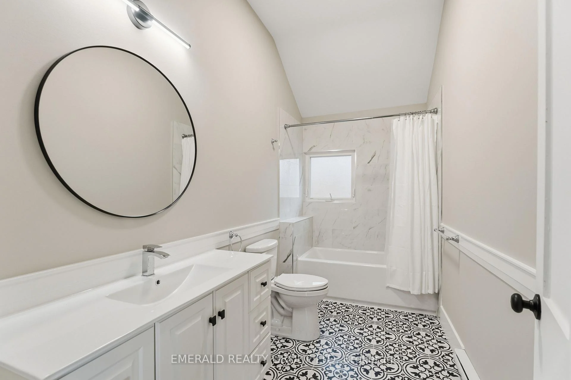 Photo 28 of Unit Upper, 7 Ormond Street S, Thorold, Thorold Downtown — HOMEH