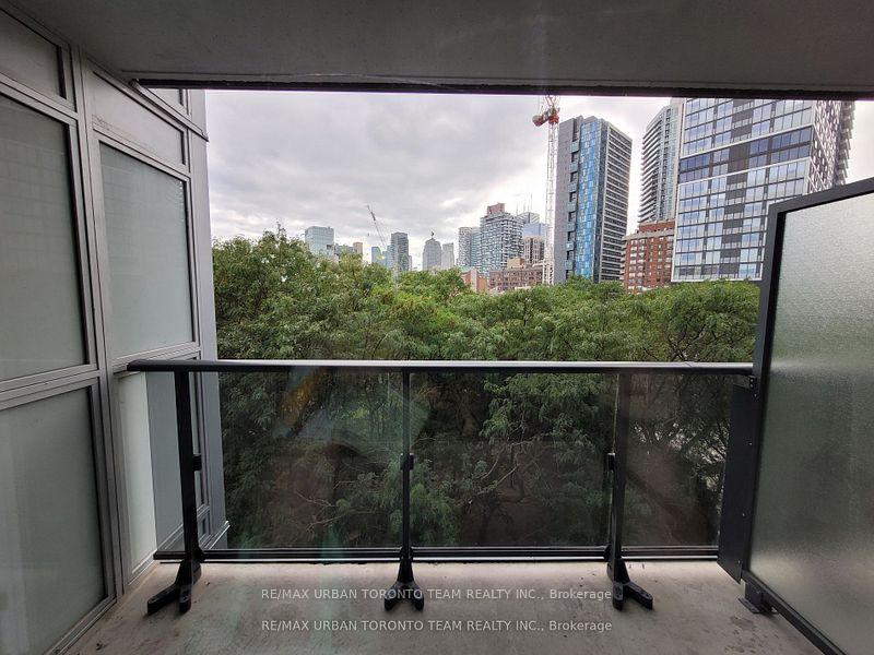 Photo 6 of Unit 605, 219 Dundas Street E, Toronto, Waterfront Communities — HOMEH