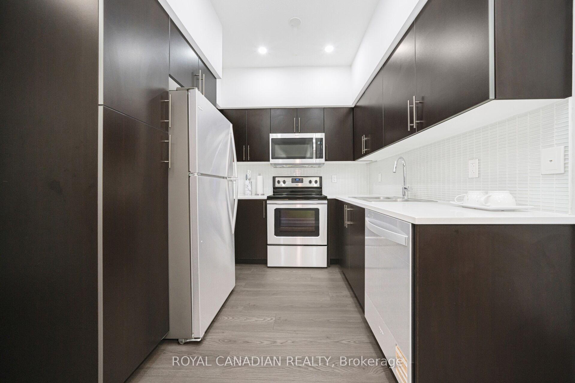 Photo 13 of Unit 308, 55 Speers Road, Oakville, Central — HOMEH