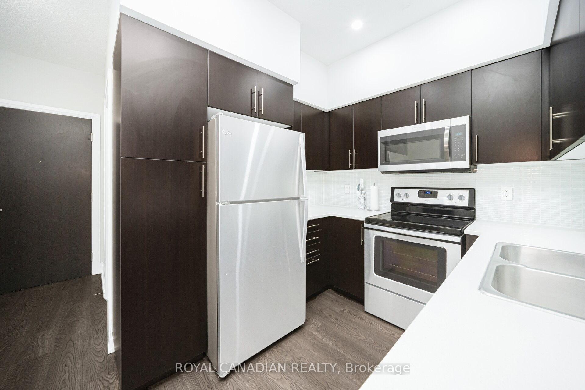 Photo 16 of Unit 308, 55 Speers Road, Oakville, Central — HOMEH