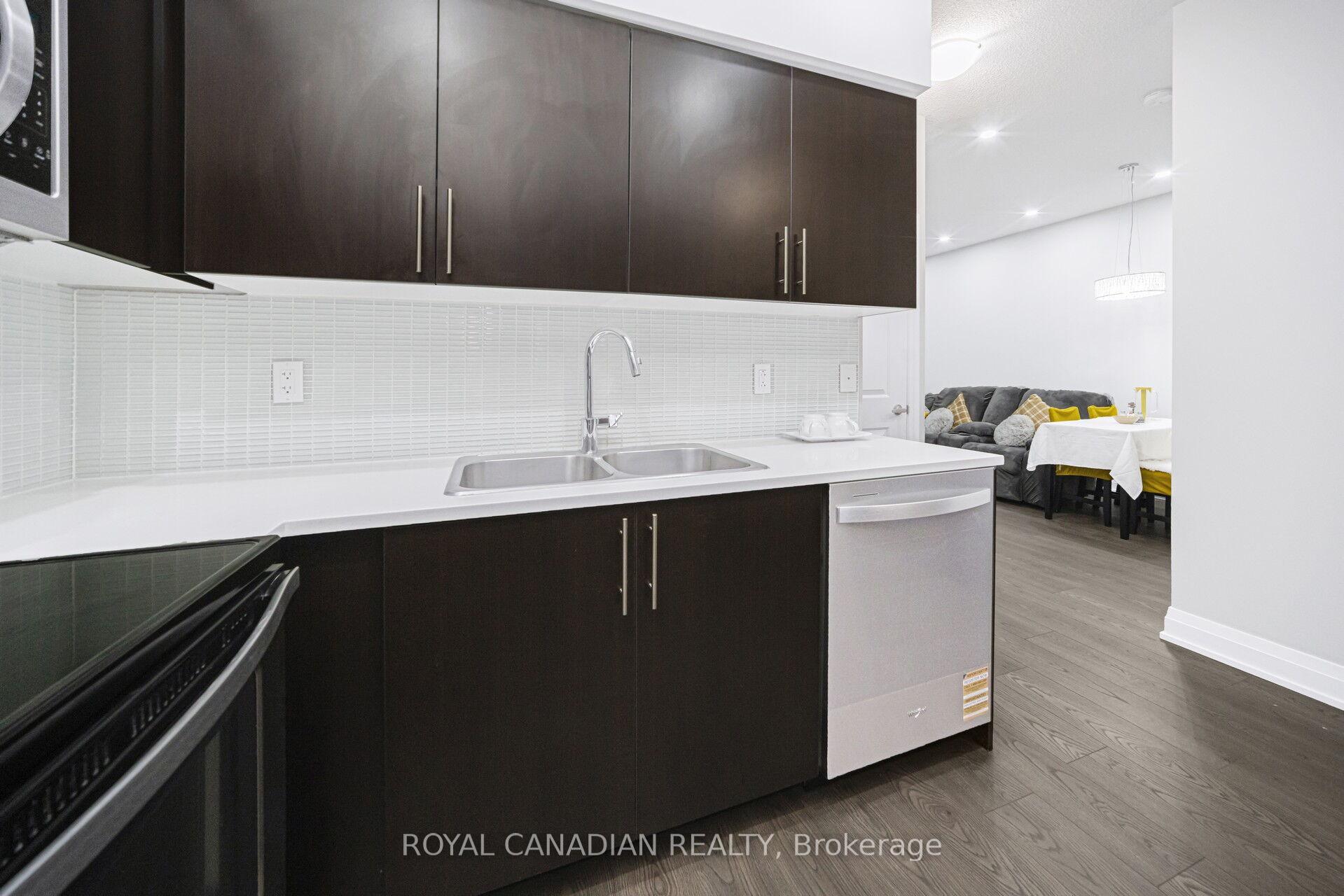 Photo 17 of Unit 308, 55 Speers Road, Oakville, Central — HOMEH