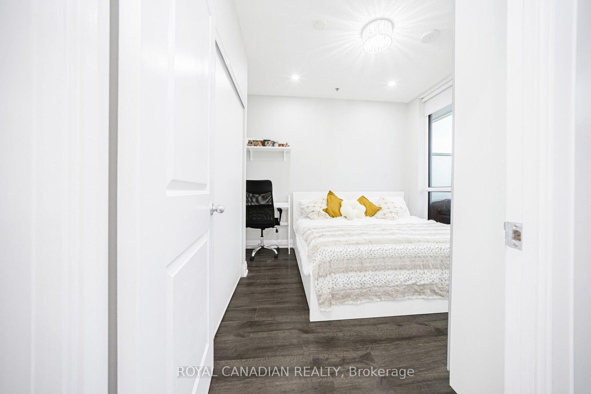 Photo 31 of Unit 308, 55 Speers Road, Oakville, Central — HOMEH