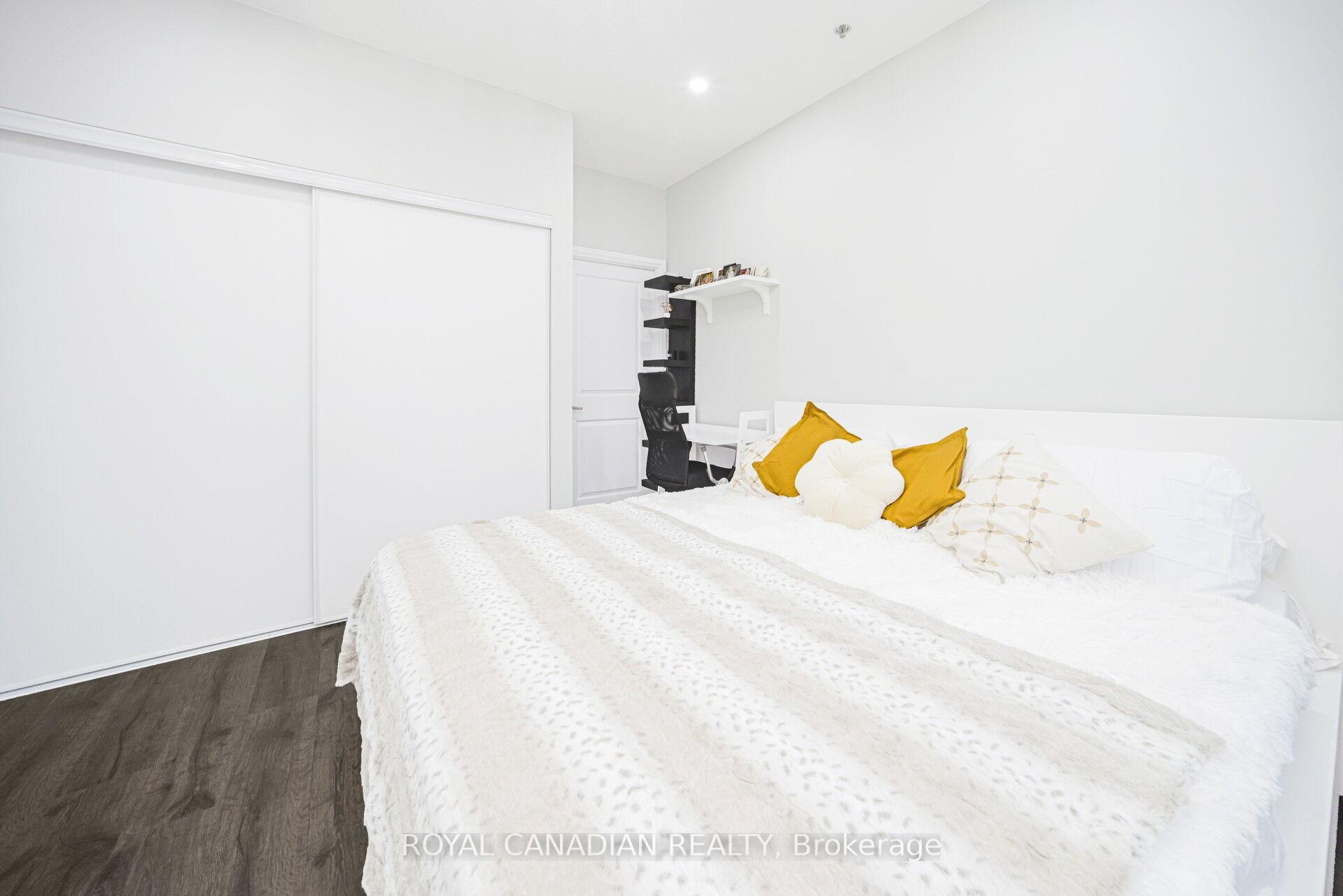 Photo 33 of Unit 308, 55 Speers Road, Oakville, Central — HOMEH