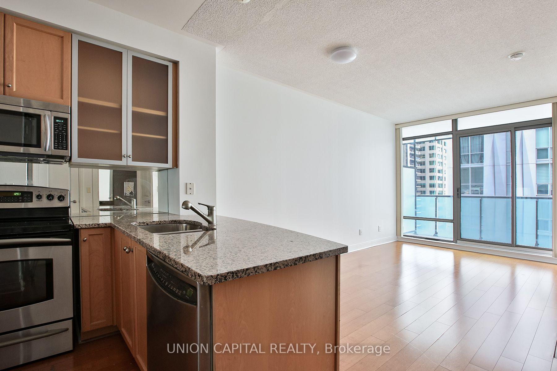 Front of Unit 1004, 18 Yorkville Avenue