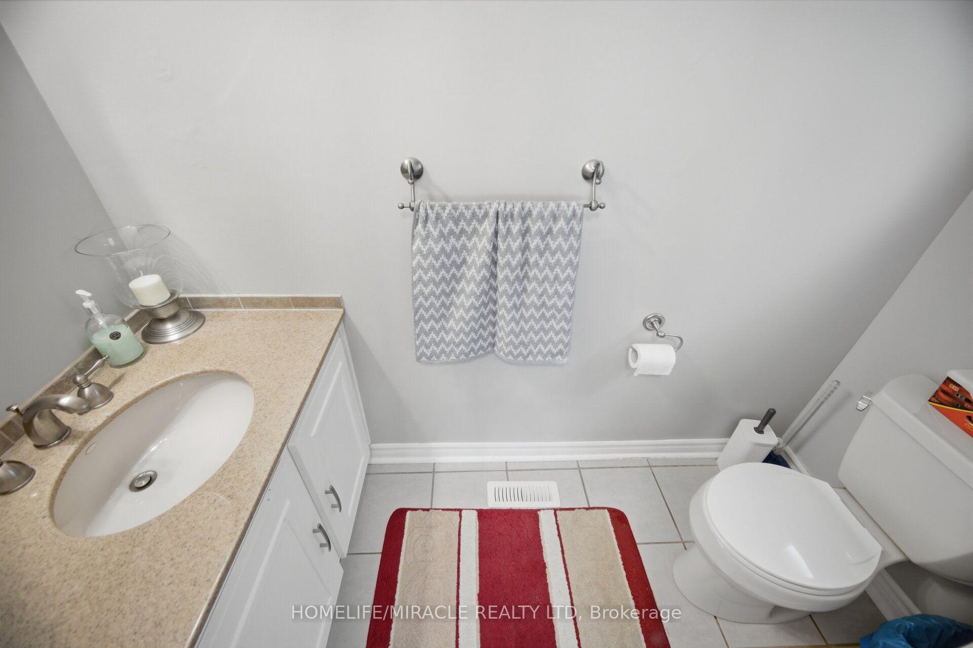 Photo 18 of 113 Fanshawe Drive, Brampton, Heart Lake West — HOMEH