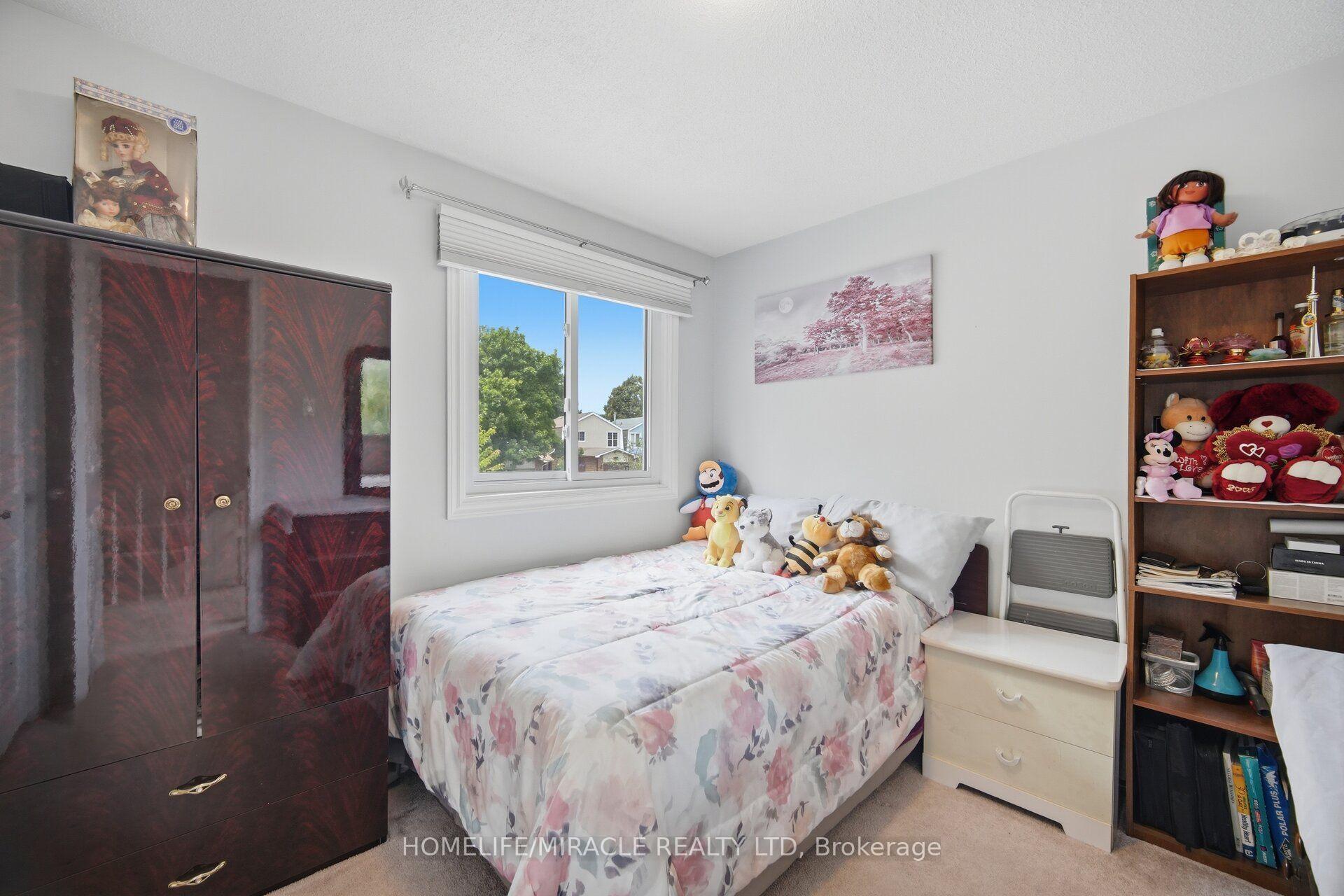 Photo 30 of 113 Fanshawe Drive, Brampton, Heart Lake West — HOMEH