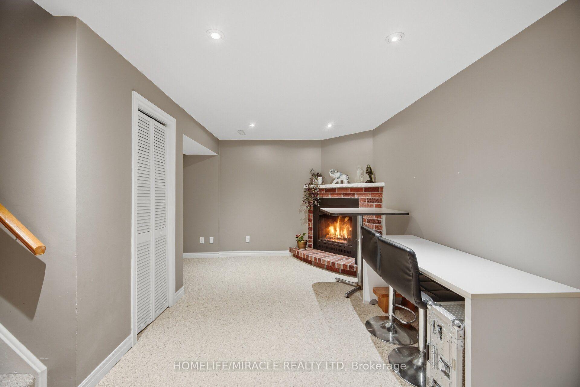 Photo 38 of 113 Fanshawe Drive, Brampton, Heart Lake West — HOMEH