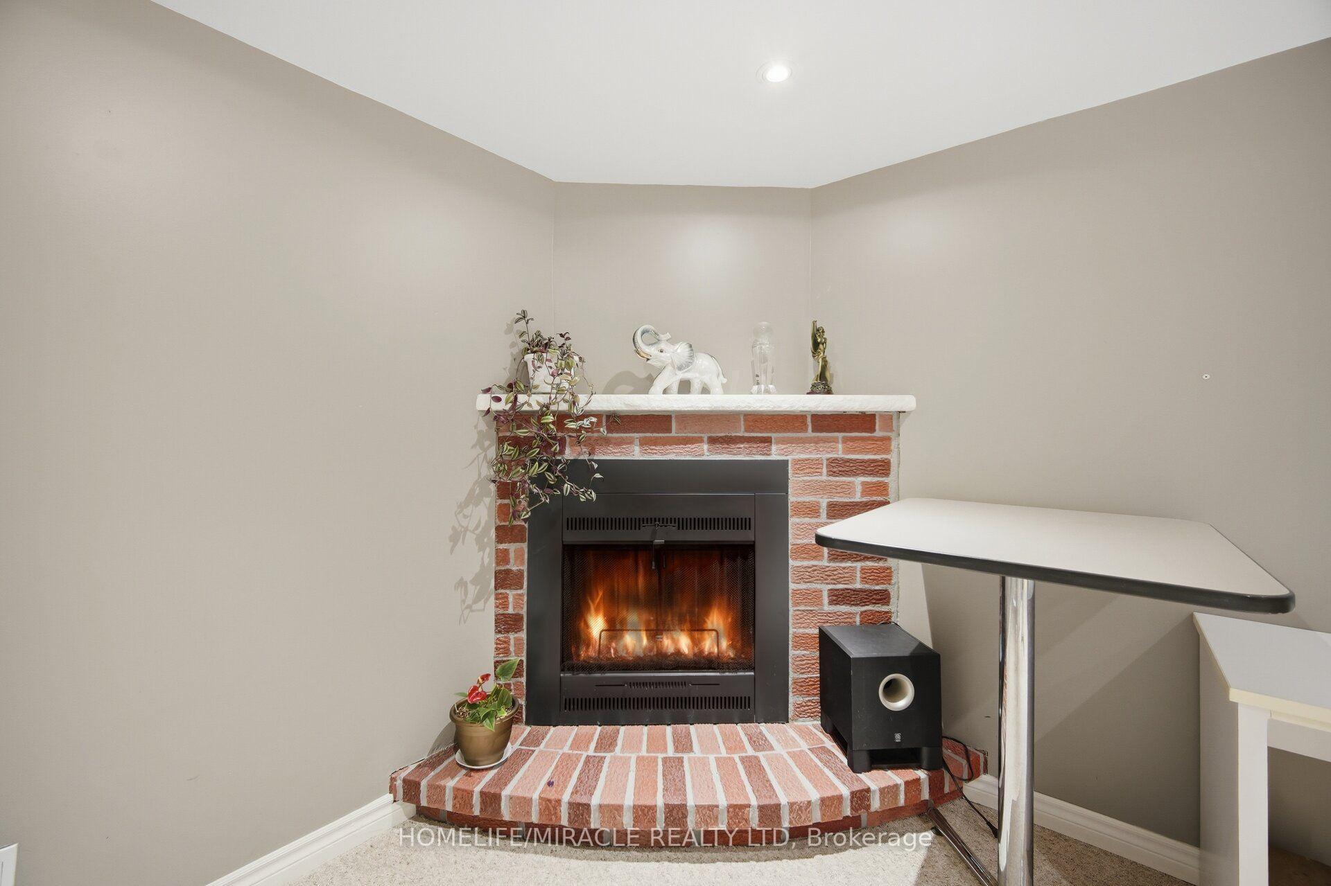 Photo 40 of 113 Fanshawe Drive, Brampton, Heart Lake West — HOMEH