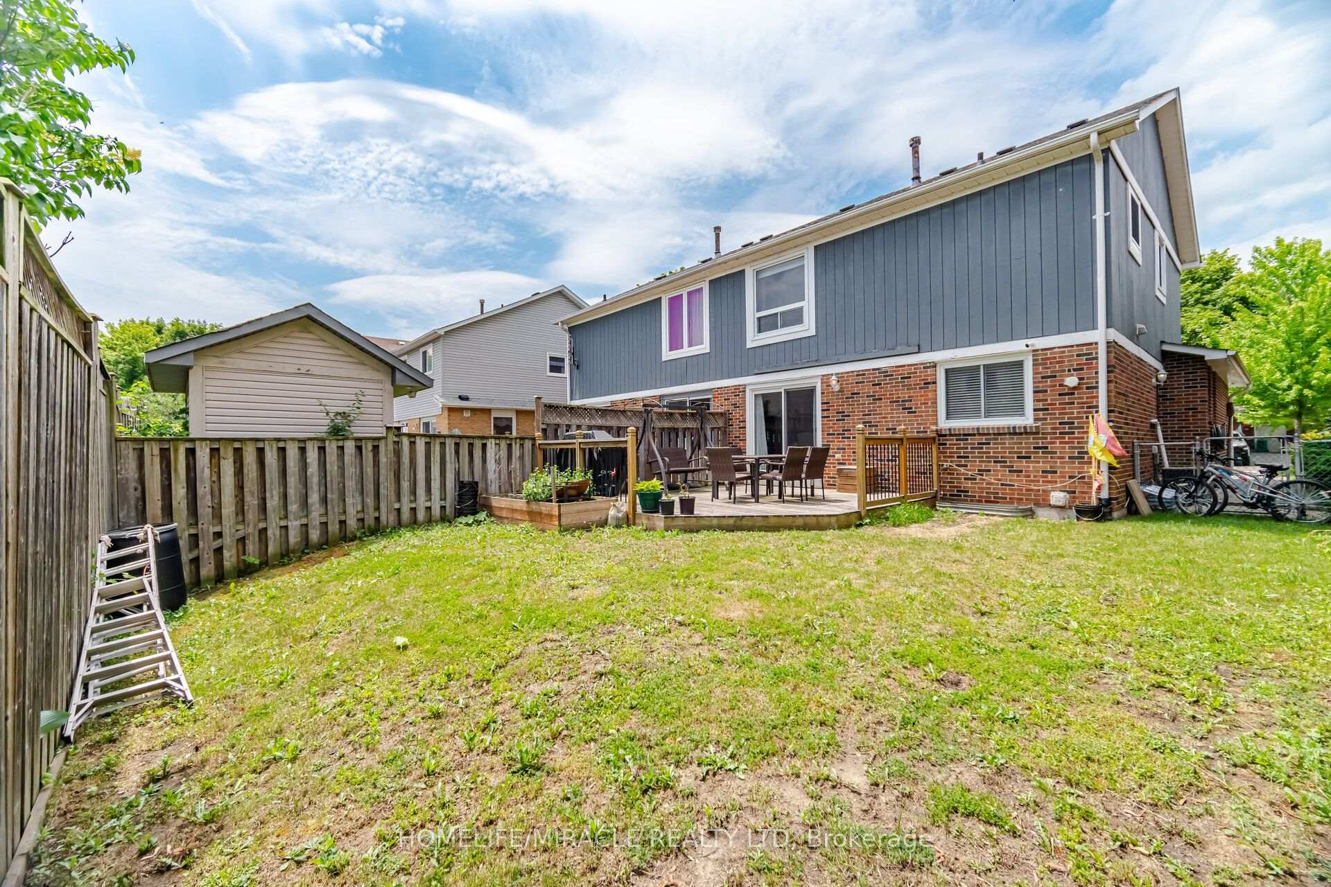 Photo 45 of 113 Fanshawe Drive, Brampton, Heart Lake West — HOMEH
