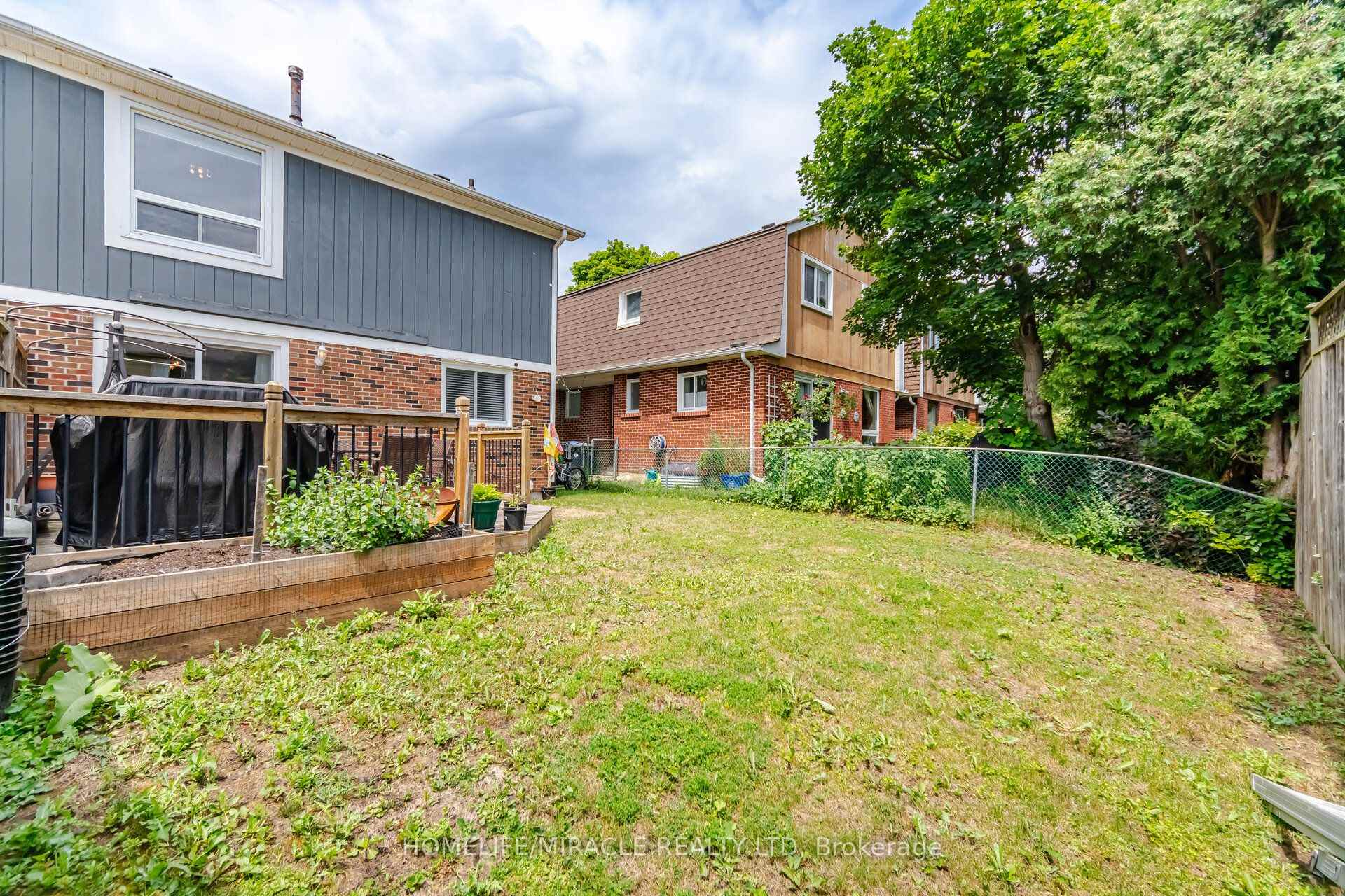 Photo 47 of 113 Fanshawe Drive, Brampton, Heart Lake West — HOMEH