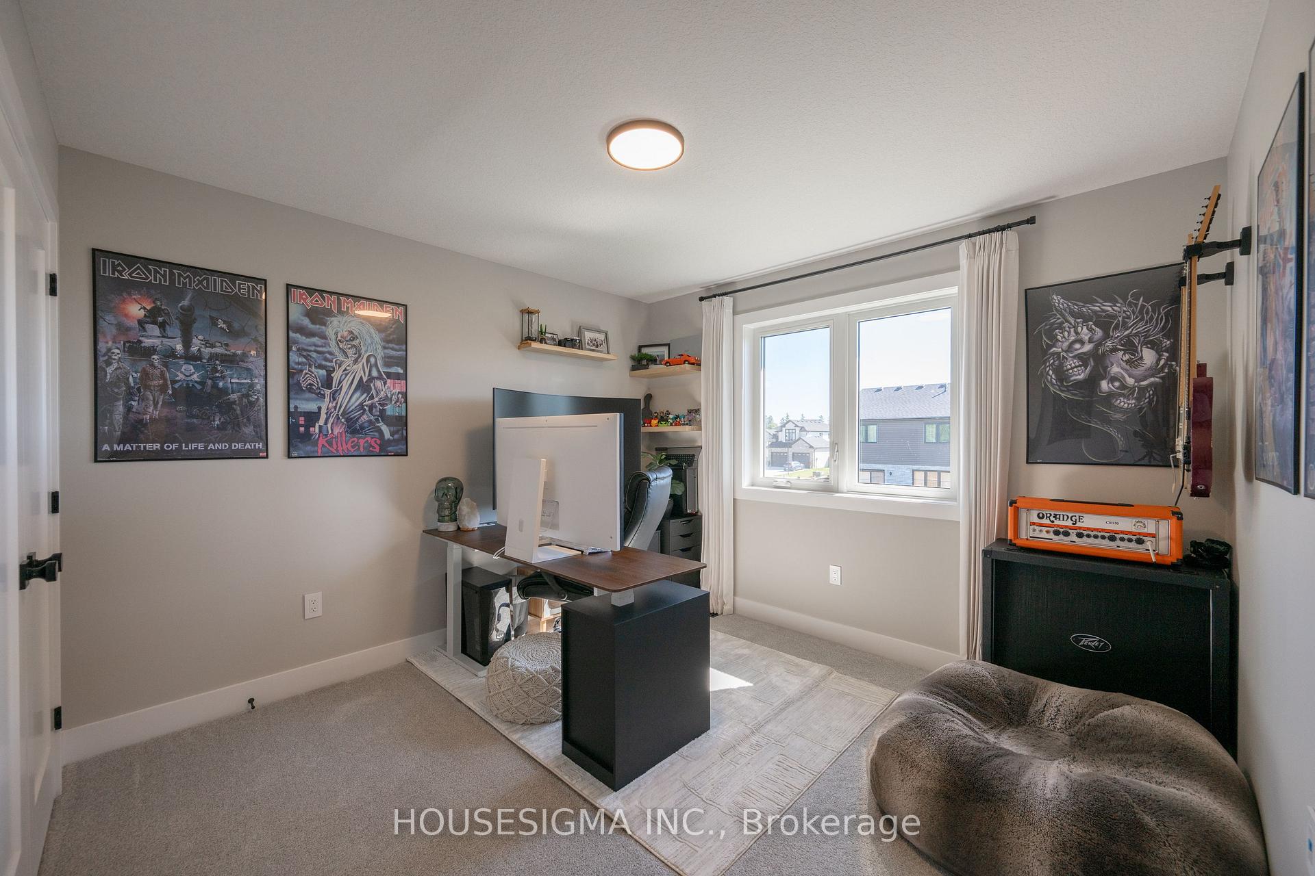 Photo 32 of 48 Postma Crescent, North Middlesex, Ailsa Craig — HOMEH