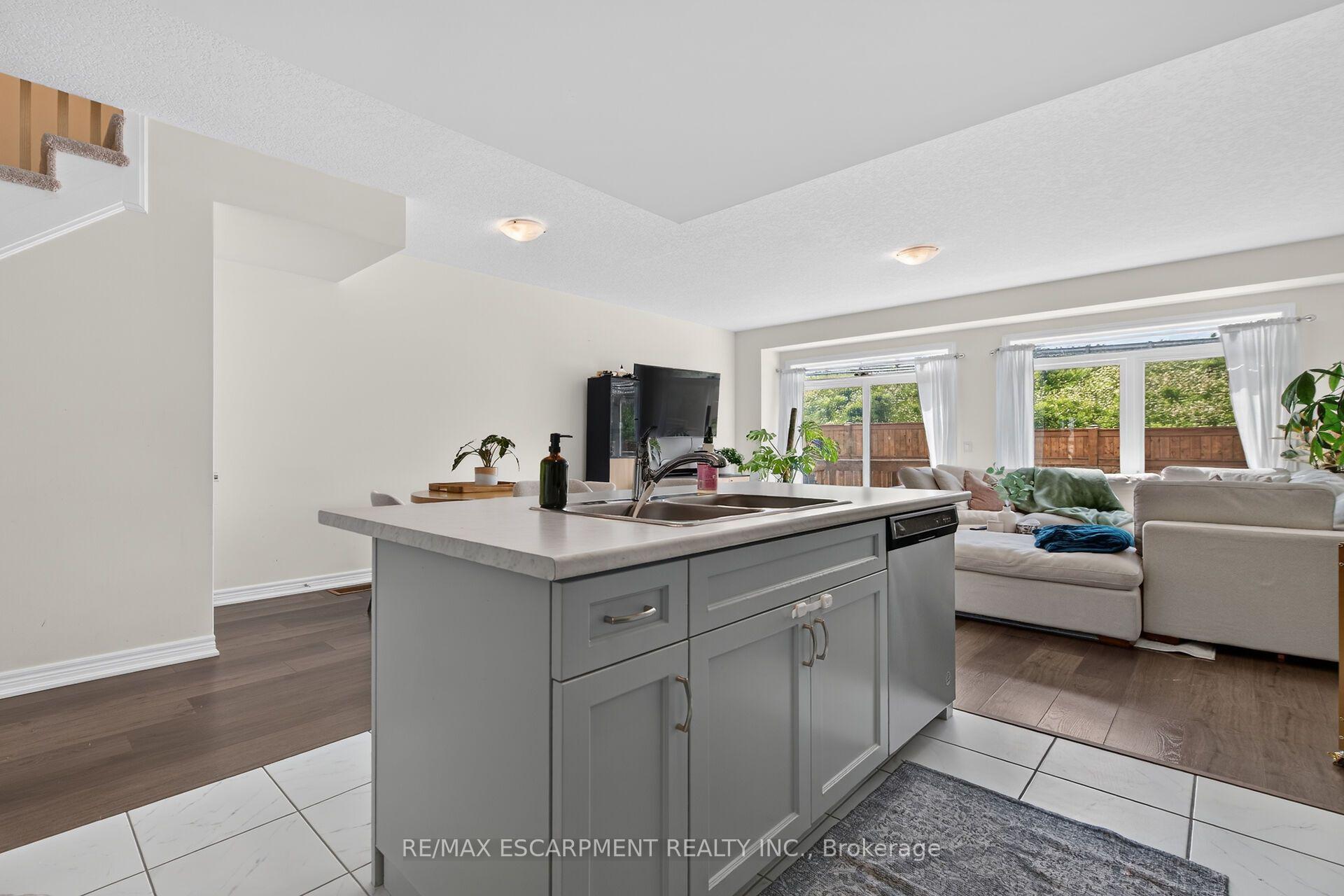 Photo 12 of Unit 22, 27 Rachel Drive, Hamilton, Winona Park — HOMEH