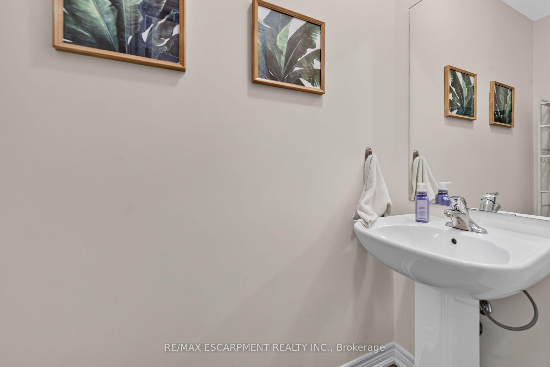 Photo 18 of Unit 22, 27 Rachel Drive, Hamilton, Winona Park — HOMEH