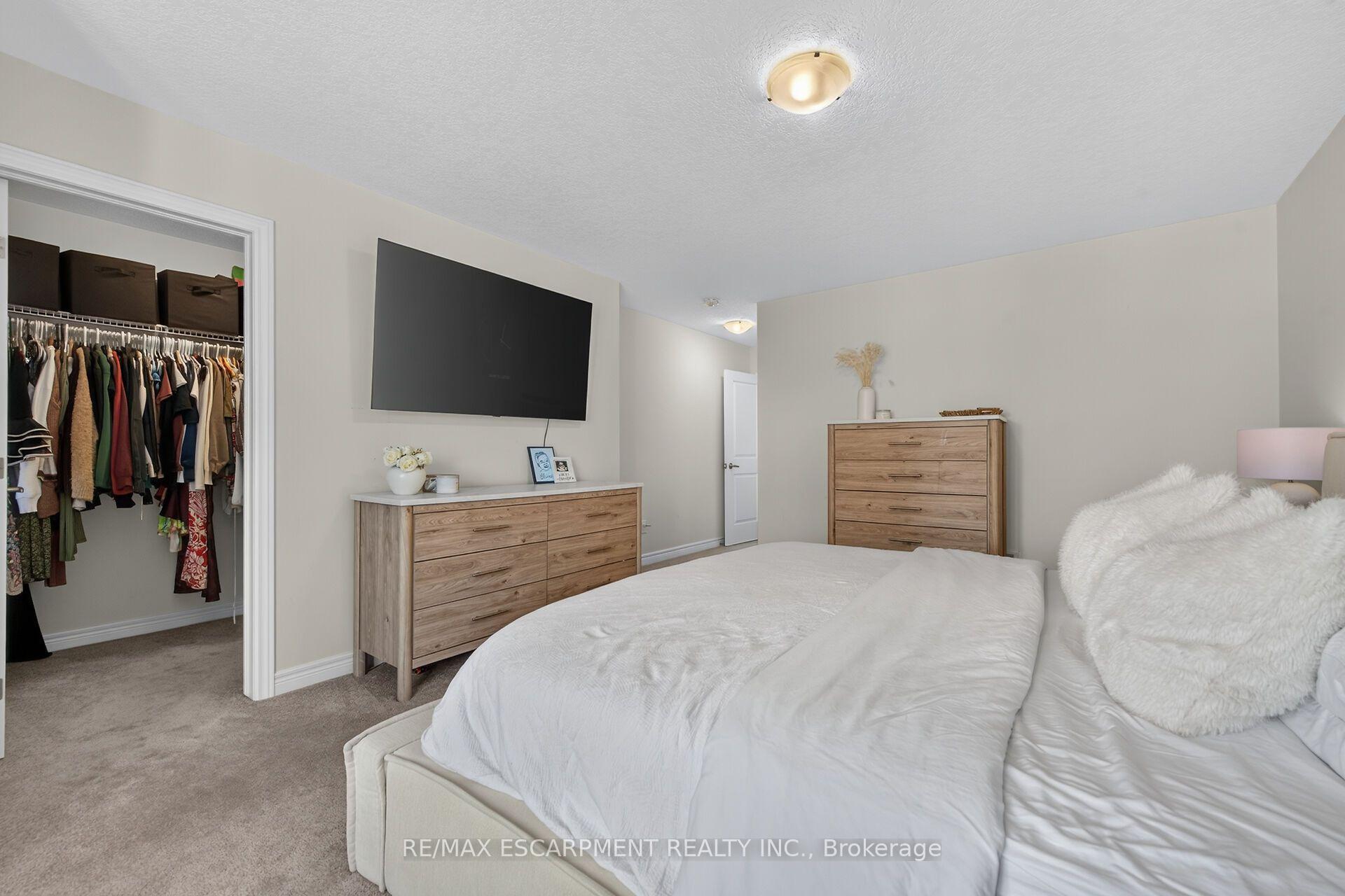Photo 22 of Unit 22, 27 Rachel Drive, Hamilton, Winona Park — HOMEH