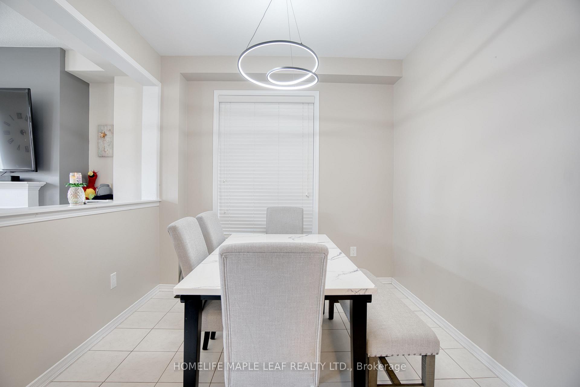 Photo 8 of 232 Bedrock Drive S, Hamilton, Stoney Creek Mountain — HOMEH
