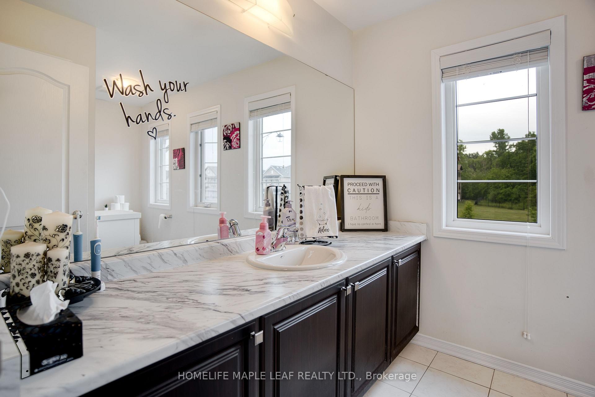Photo 23 of 232 Bedrock Drive S, Hamilton, Stoney Creek Mountain — HOMEH