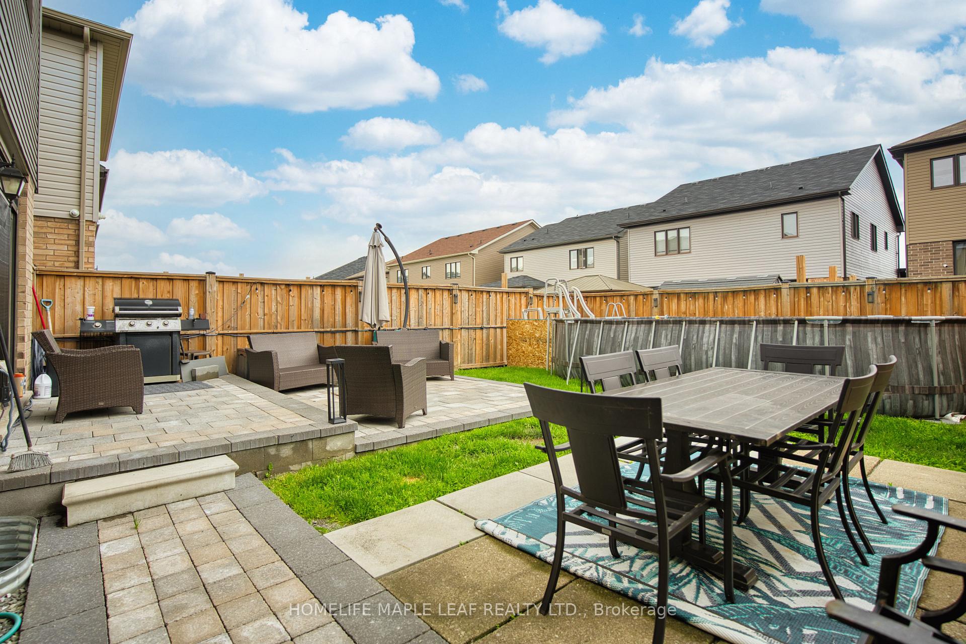 Photo 25 of 232 Bedrock Drive S, Hamilton, Stoney Creek Mountain — HOMEH