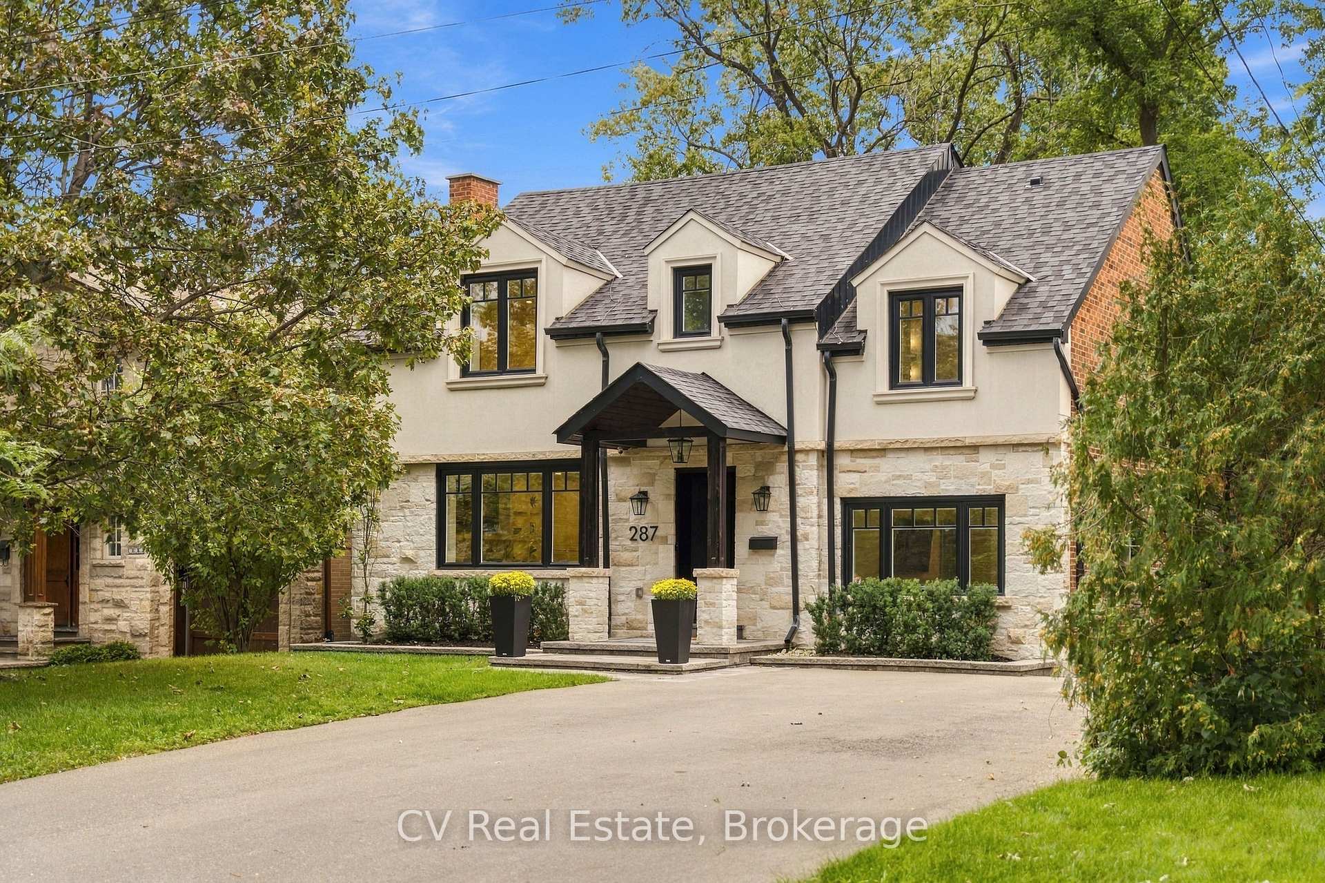 Photo 2 of 287 Yonge Boulevard, Toronto, Bedford Park-Nortown — HOMEH