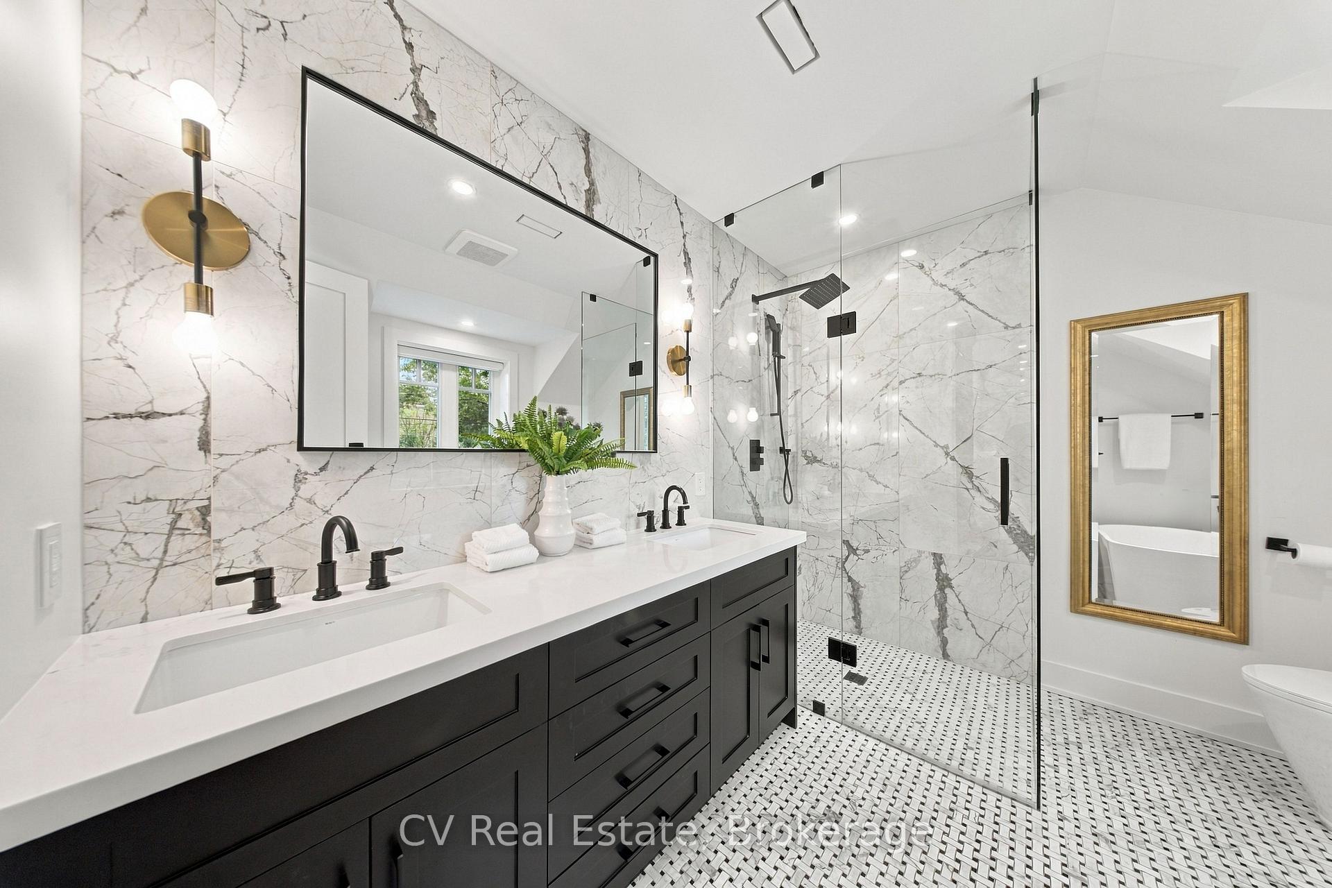 Photo 33 of 287 Yonge Boulevard, Toronto, Bedford Park-Nortown — HOMEH