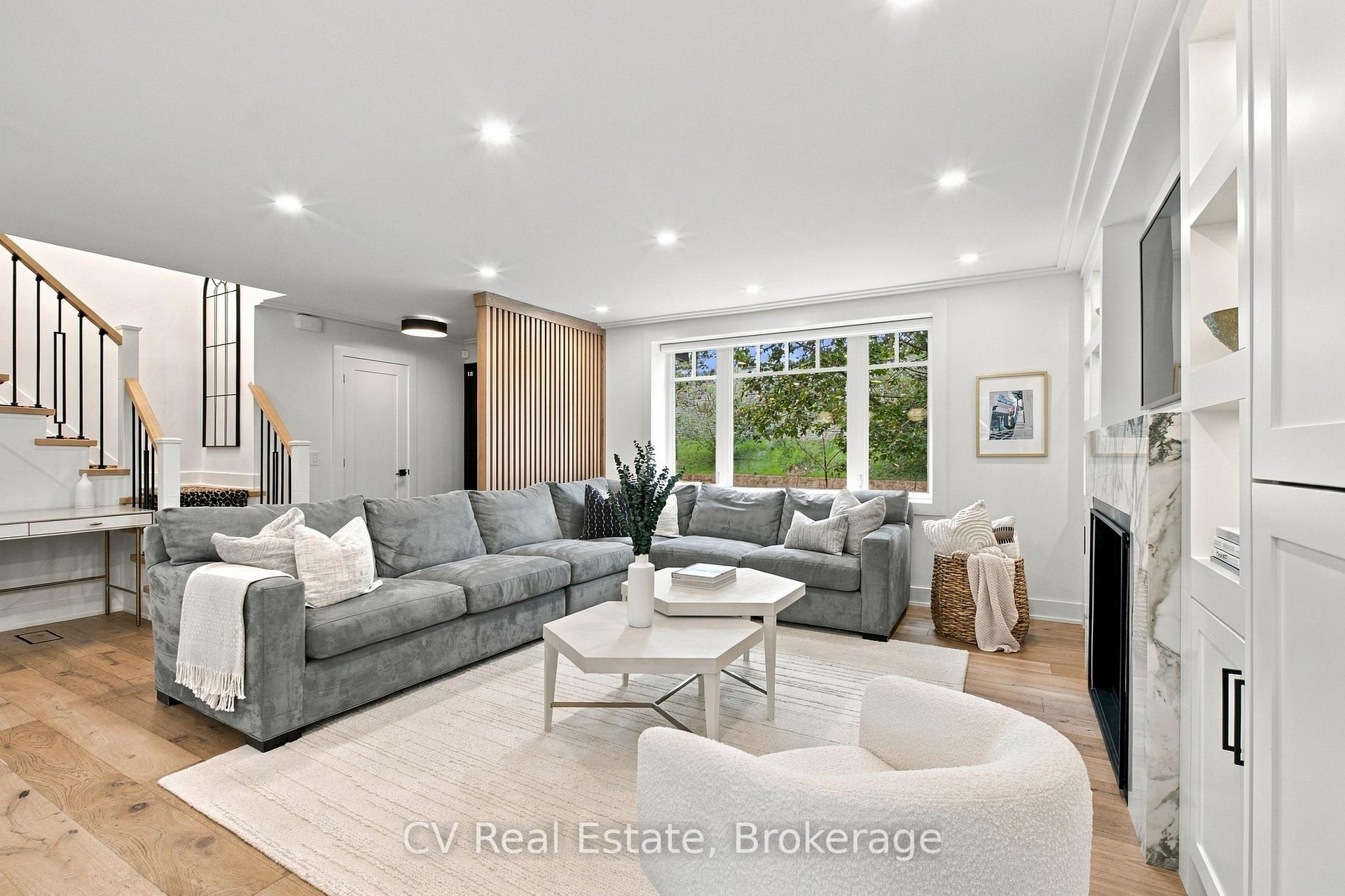 Photo 10 of 287 Yonge Boulevard, Toronto, Bedford Park-Nortown — HOMEH
