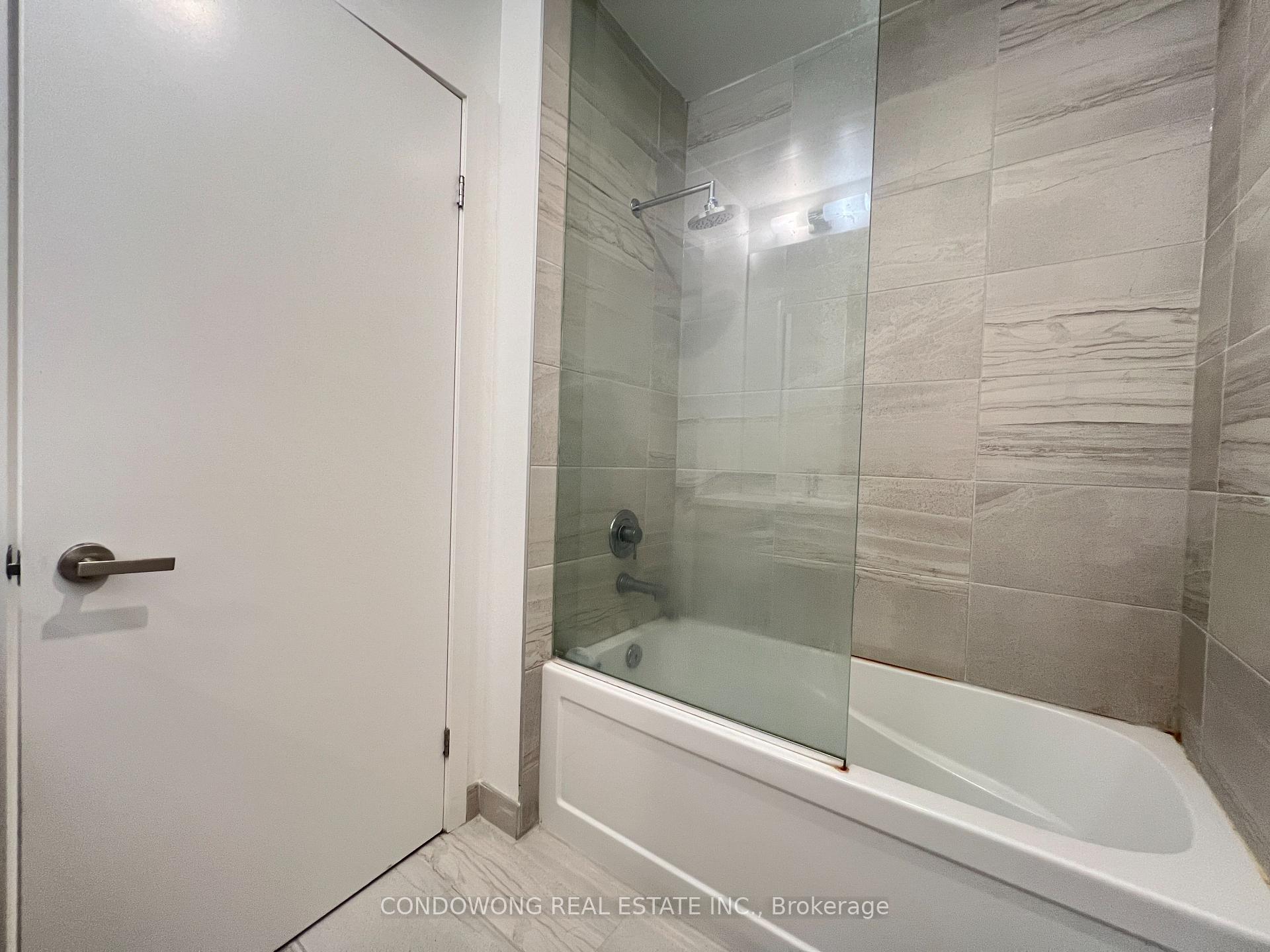 Photo 6 of Unit 5007, 55 Cooper Street, Toronto, Waterfront Communities — HOMEH