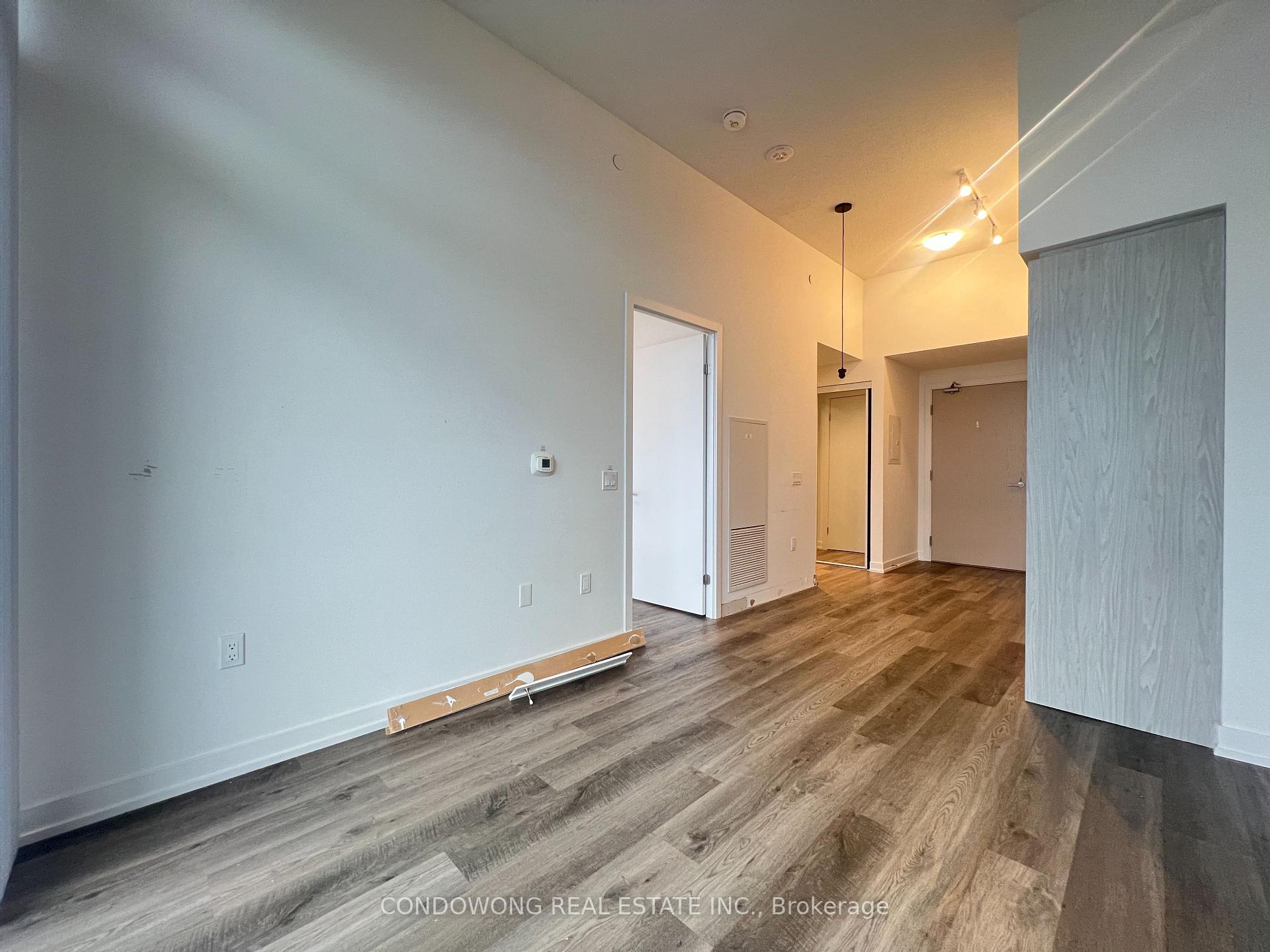 Photo 9 of Unit 5007, 55 Cooper Street, Toronto, Waterfront Communities — HOMEH