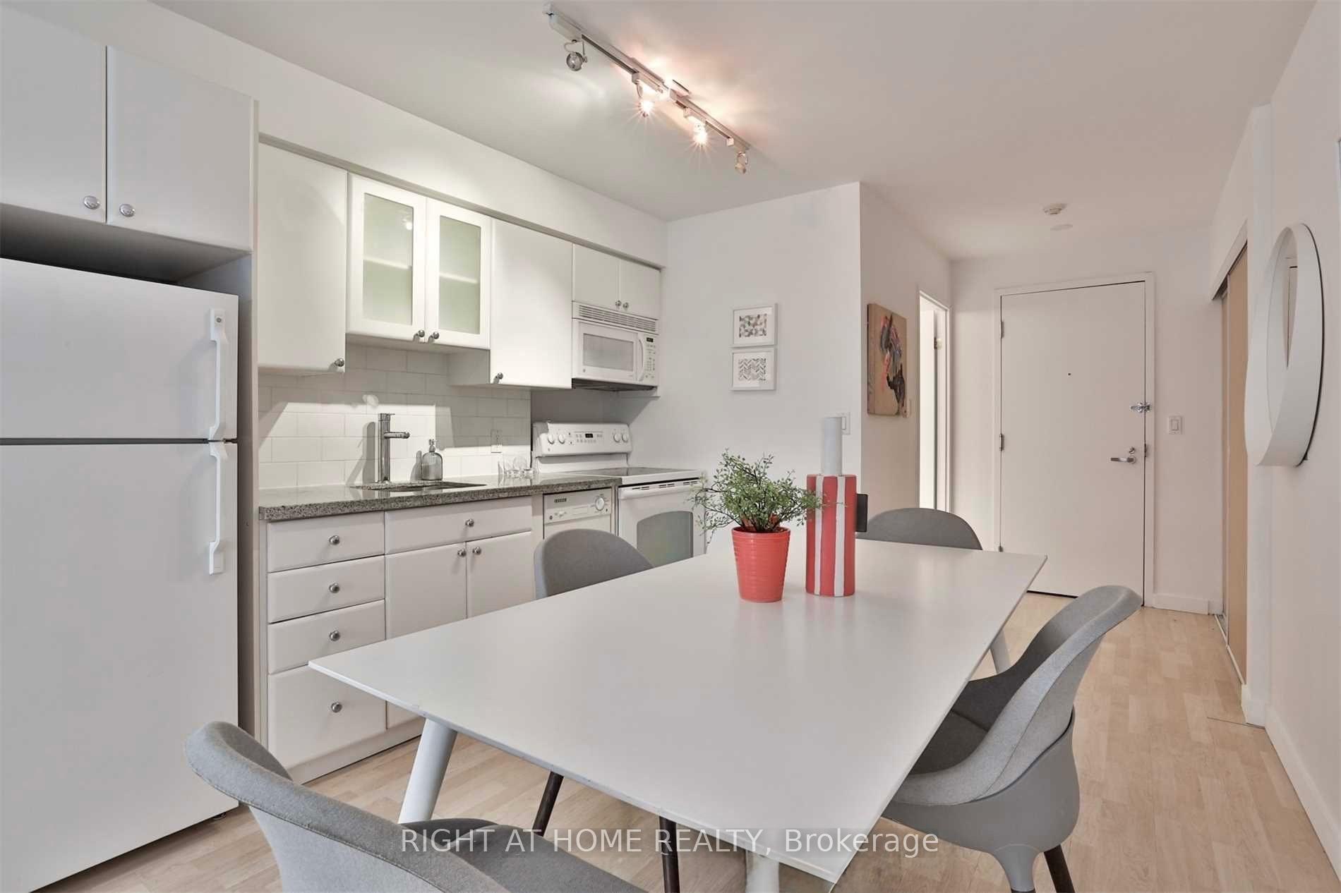 Photo 7 of Unit 215, 1005 King Street W, Toronto, Niagara — HOMEH
