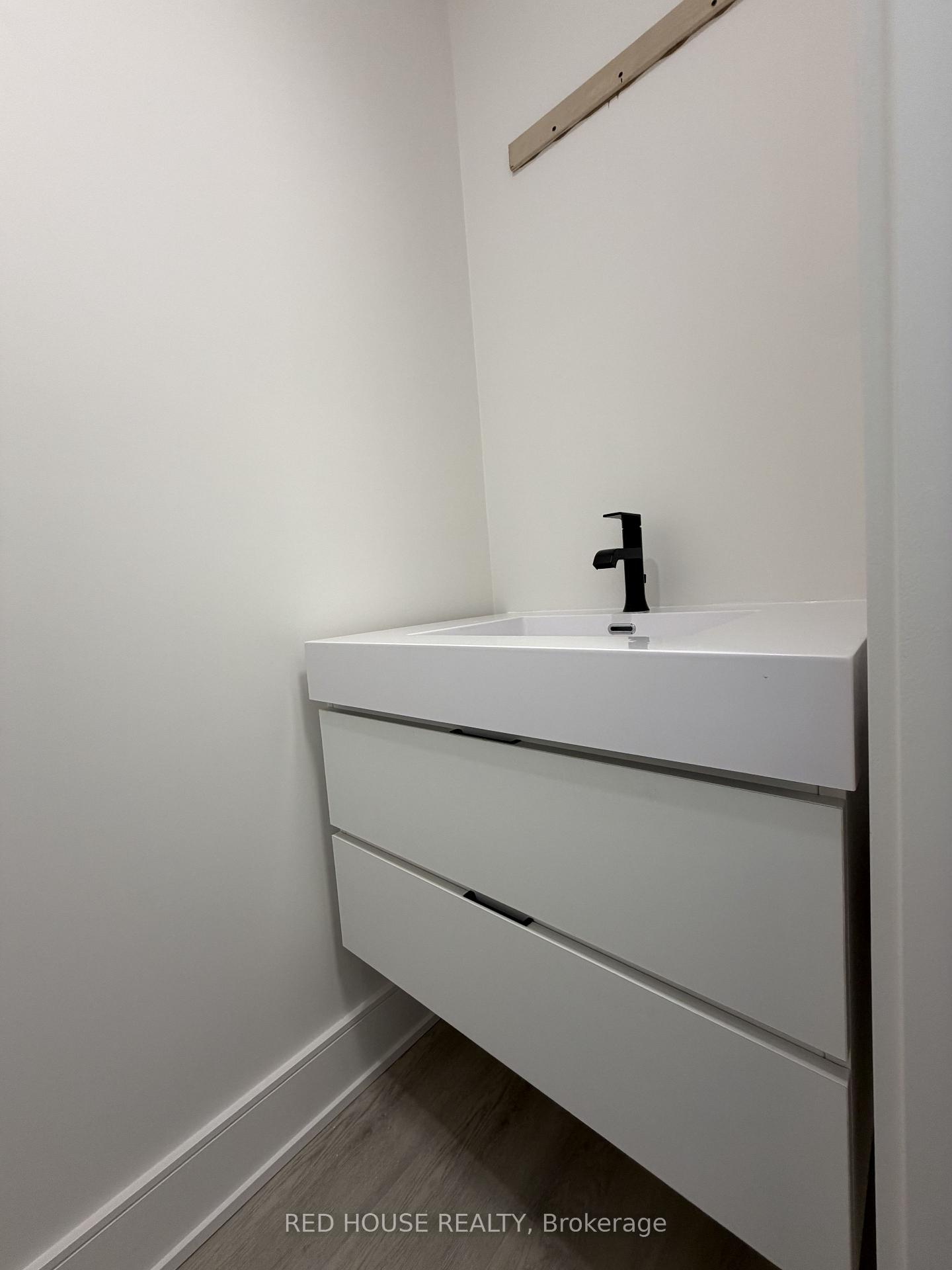 Photo 14 of 236 Ellis Avenue, St. Catharines, Oakdale — HOMEH