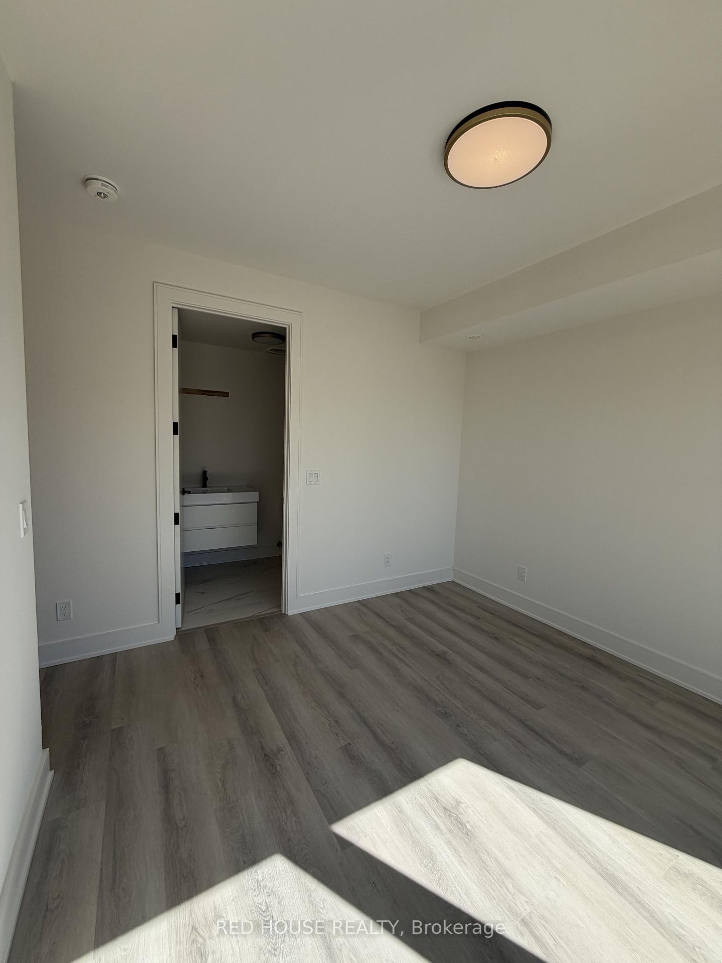 Photo 33 of 236 Ellis Avenue, St. Catharines, Oakdale — HOMEH