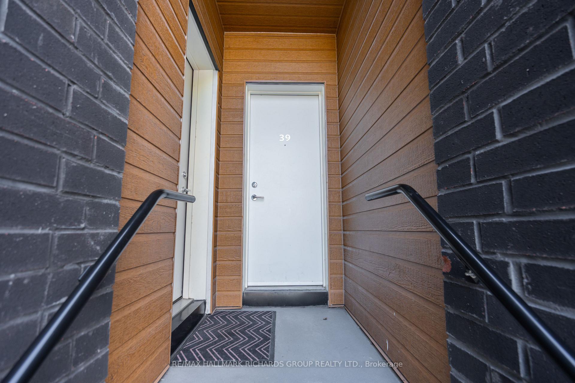 Photo 2 of Unit 39, 35 Birchcliff Avenue, Scarborough, Birchcliffe-Cliffside — HOMEH