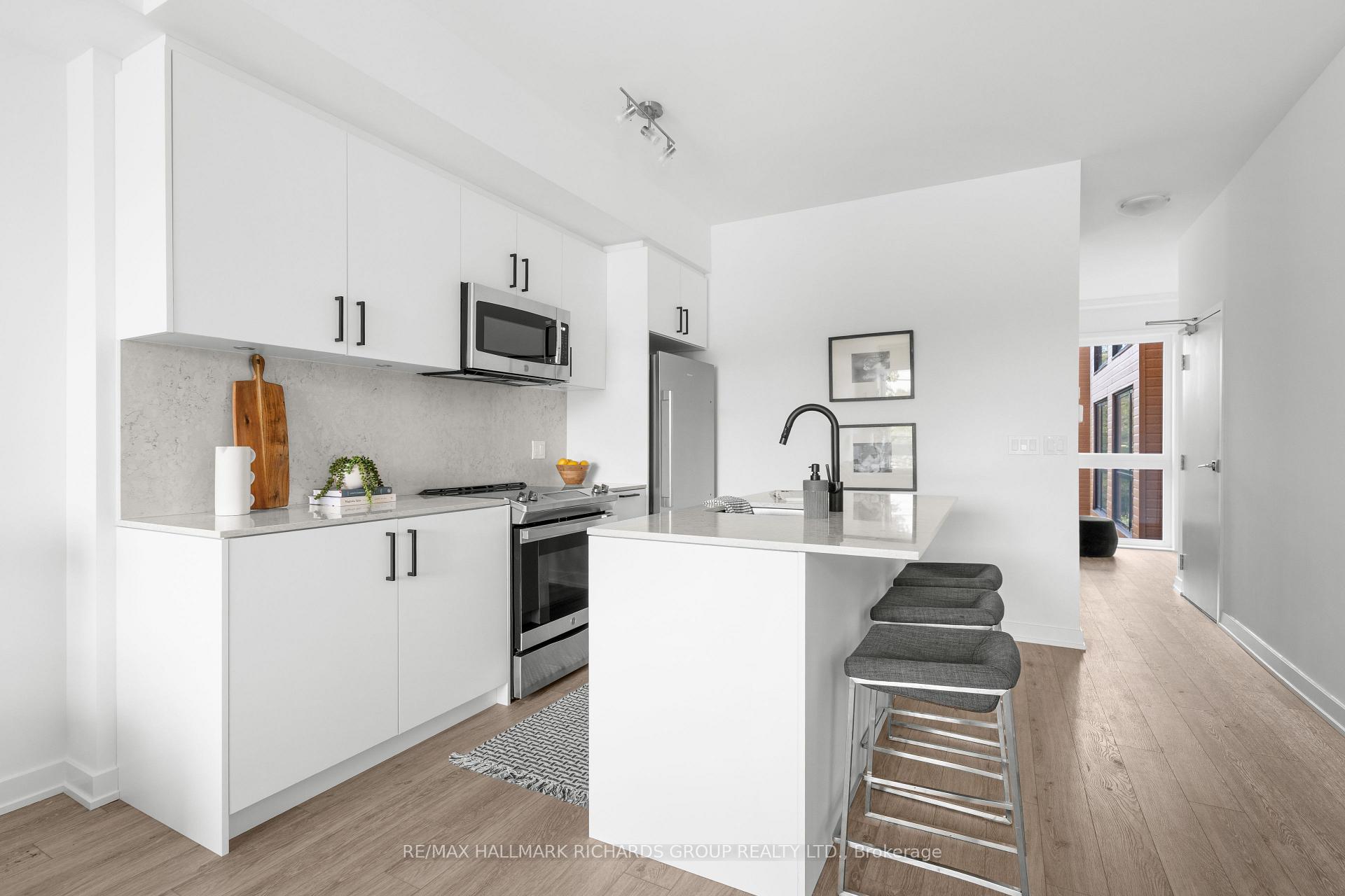 Photo 11 of Unit 39, 35 Birchcliff Avenue, Scarborough, Birchcliffe-Cliffside — HOMEH