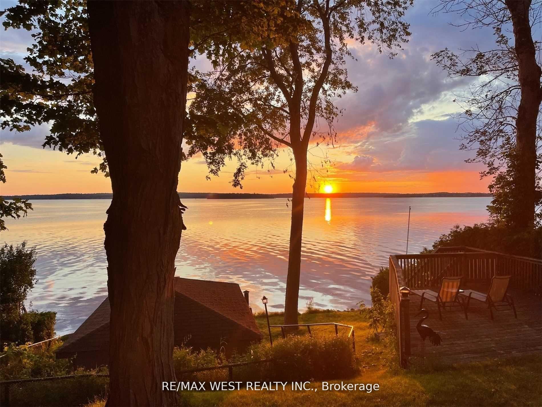 Photo of Unit 3, 6060 Curtis Point Road