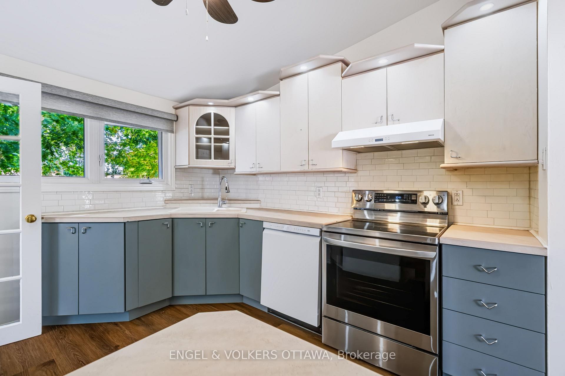 Photo 10 of 2034 Cornish Street, Ottawa, Elmvale Acres/Urbandale — HOMEH