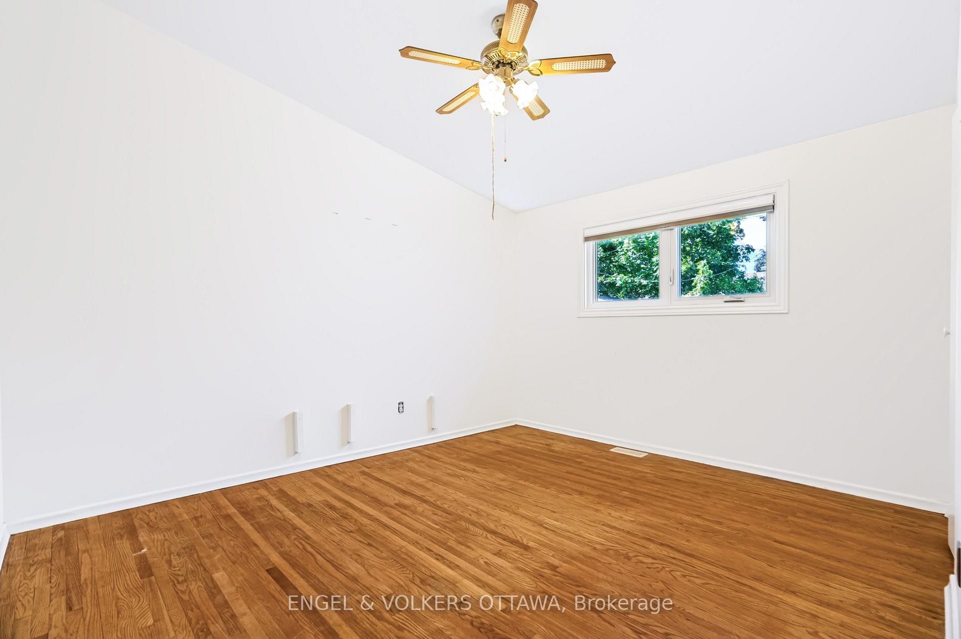 Photo 15 of 2034 Cornish Street, Ottawa, Elmvale Acres/Urbandale — HOMEH