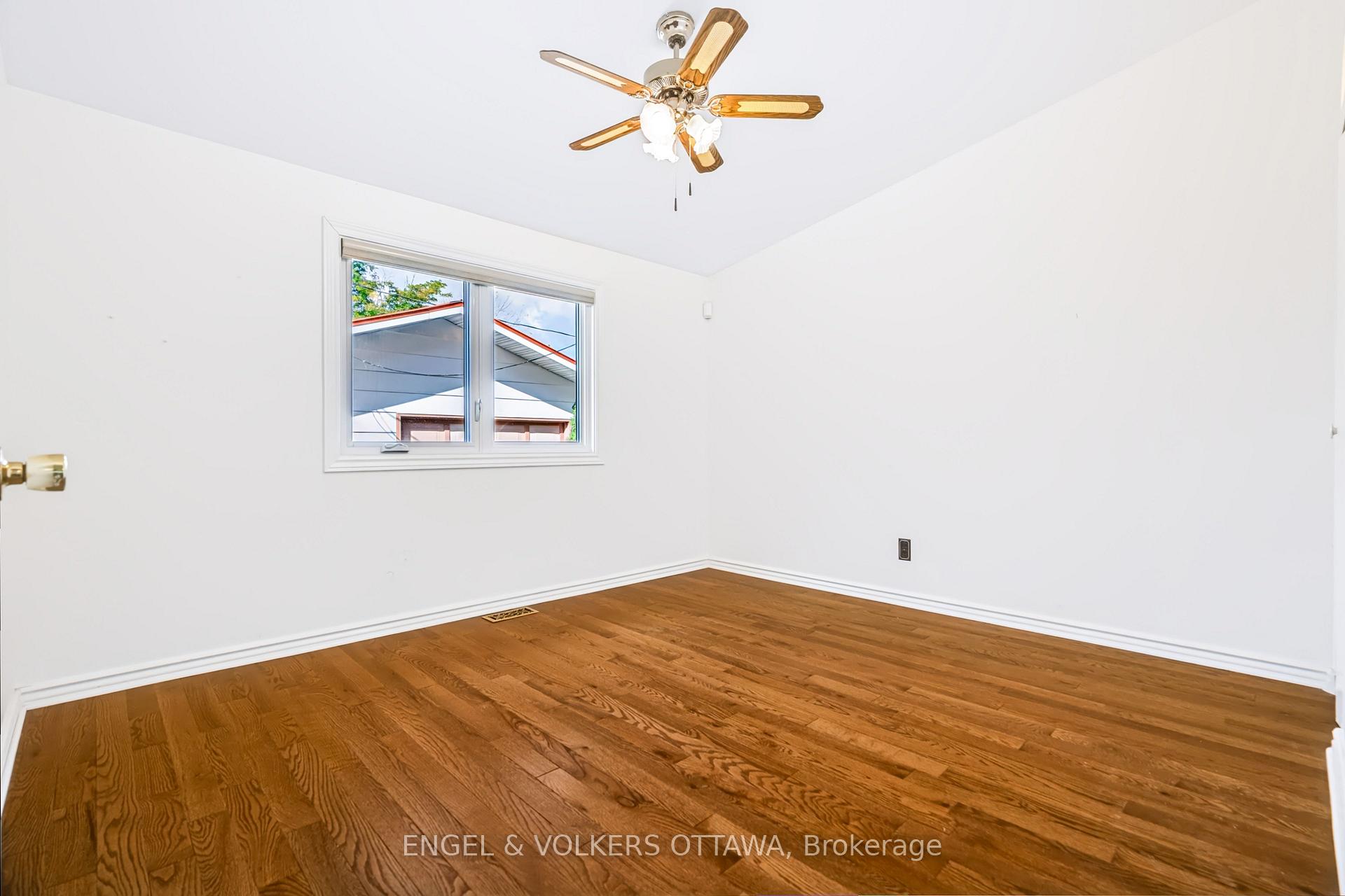 Photo 22 of 2034 Cornish Street, Ottawa, Elmvale Acres/Urbandale — HOMEH