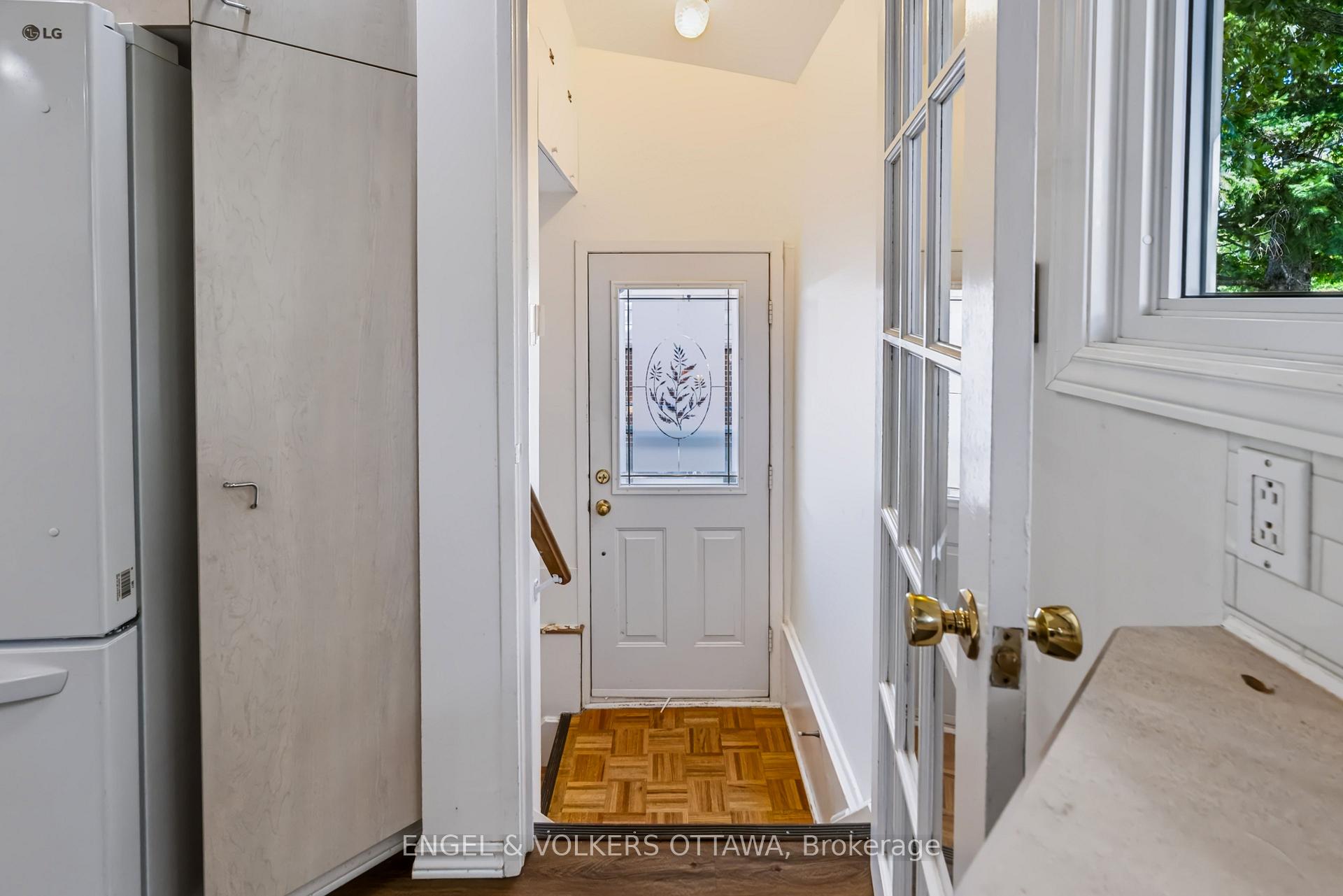 Photo 24 of 2034 Cornish Street, Ottawa, Elmvale Acres/Urbandale — HOMEH