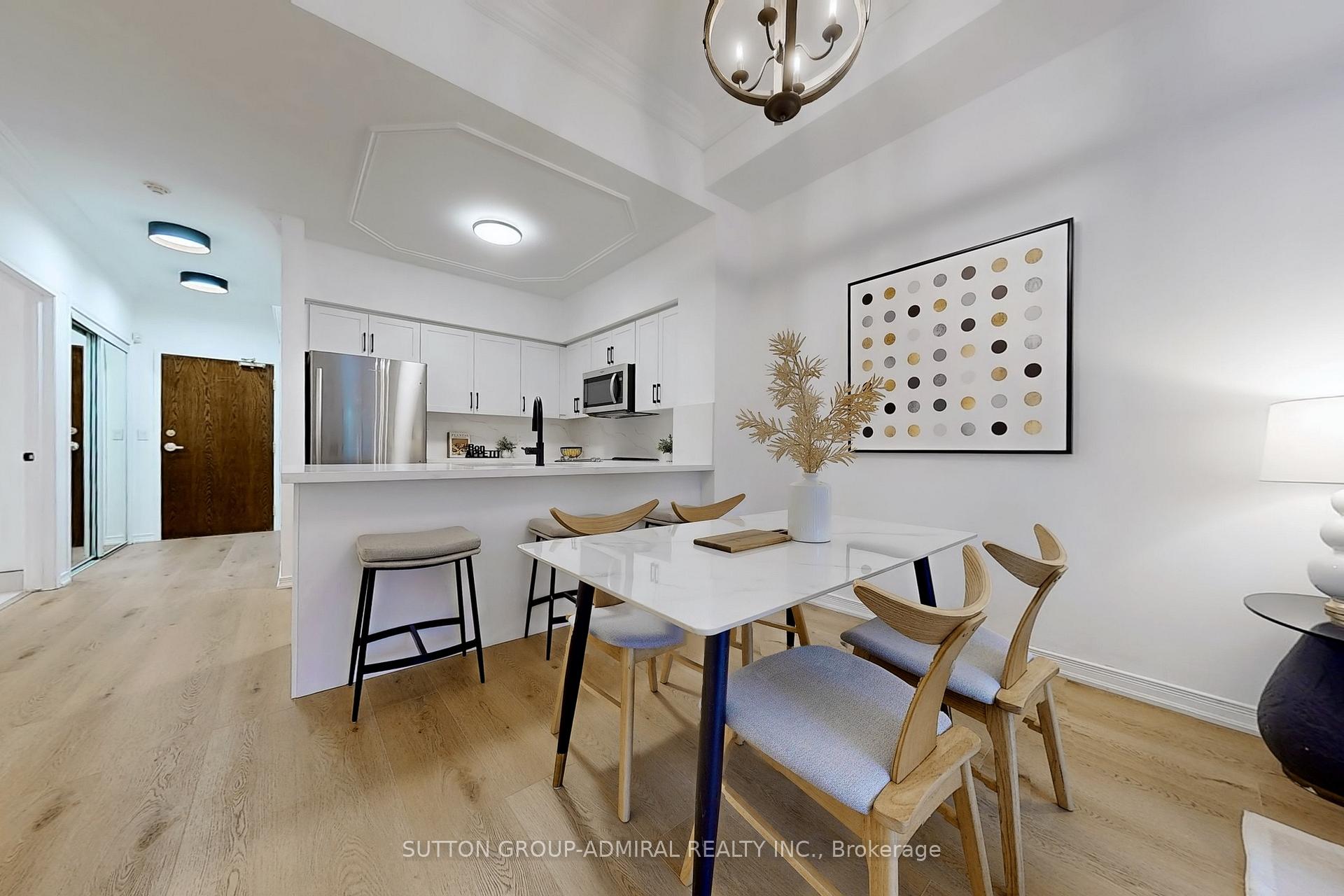 Photo 7 of Unit 102, 2 Maison Parc Court, Vaughan, Lakeview Estates — HOMEH