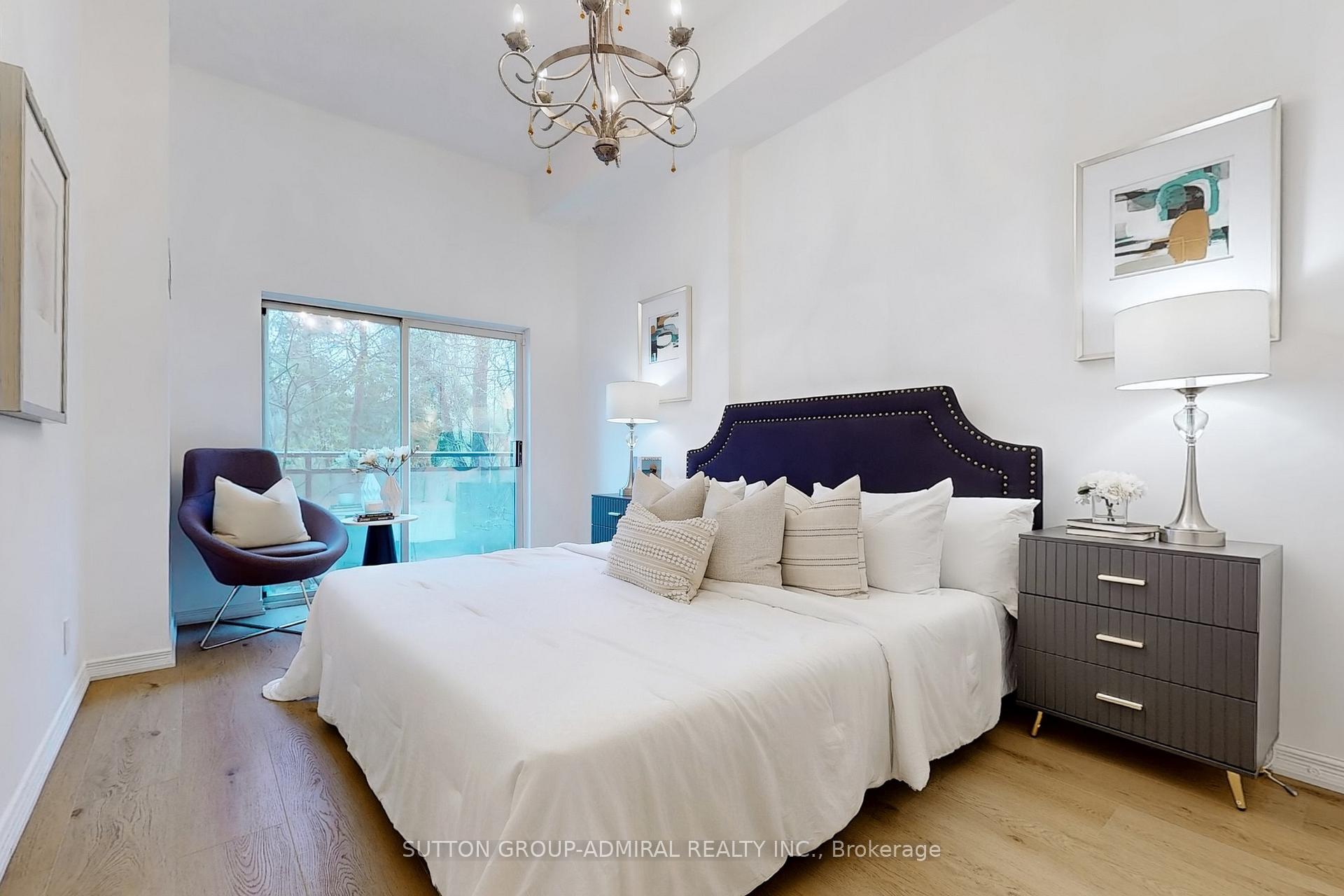 Photo 15 of Unit 102, 2 Maison Parc Court, Vaughan, Lakeview Estates — HOMEH