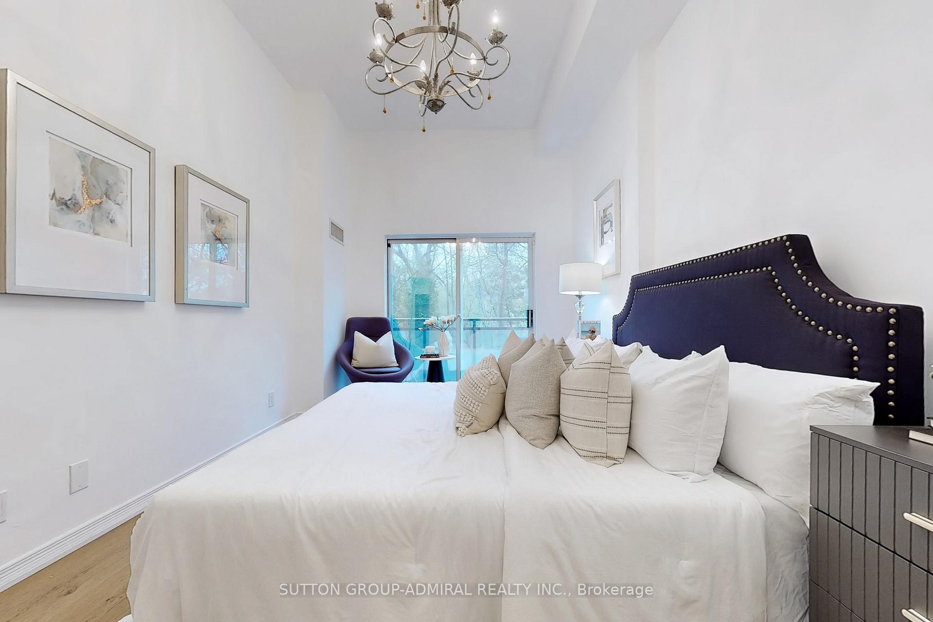 Photo 16 of Unit 102, 2 Maison Parc Court, Vaughan, Lakeview Estates — HOMEH