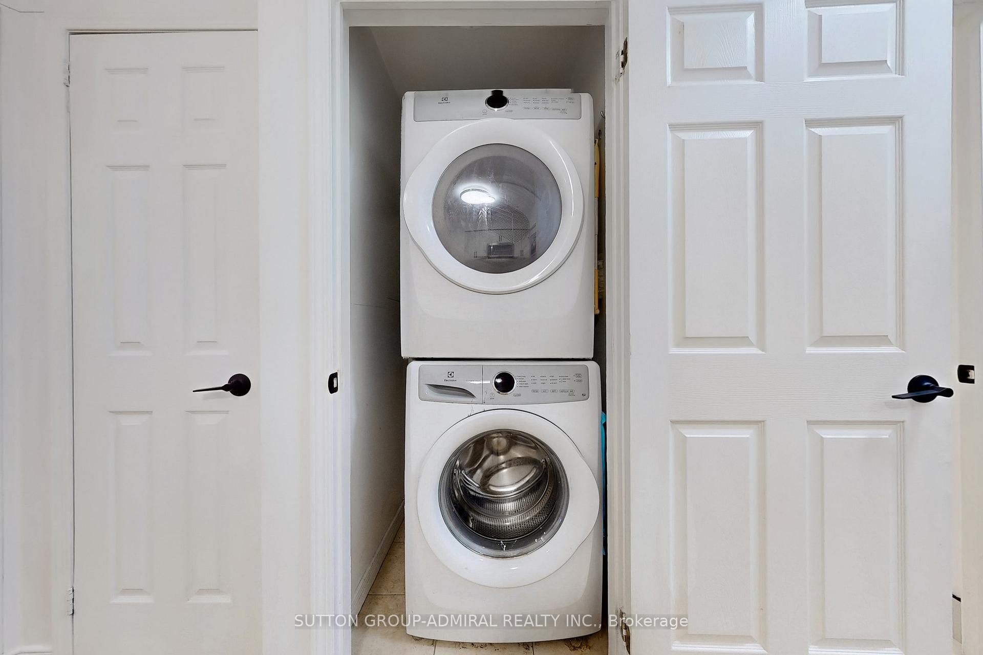 Photo 20 of Unit 102, 2 Maison Parc Court, Vaughan, Lakeview Estates — HOMEH