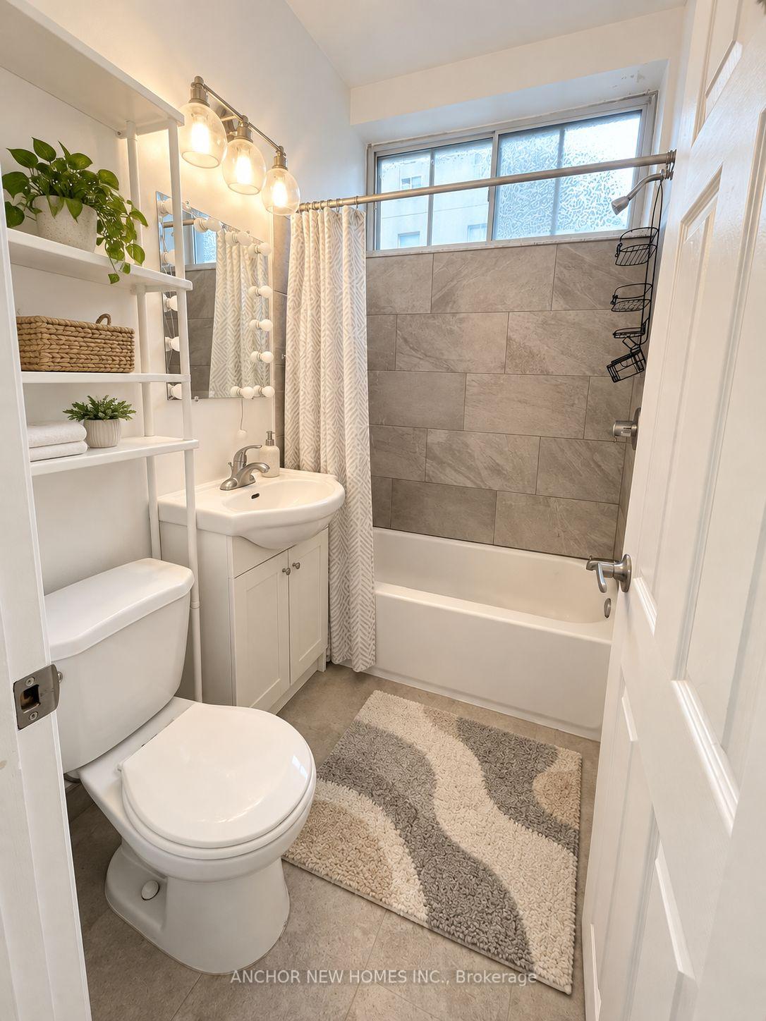 Photo 6 of Unit #3 Lower Level, 3 Hartham Place, North York, Downsview-Roding-CFB — HOMEH