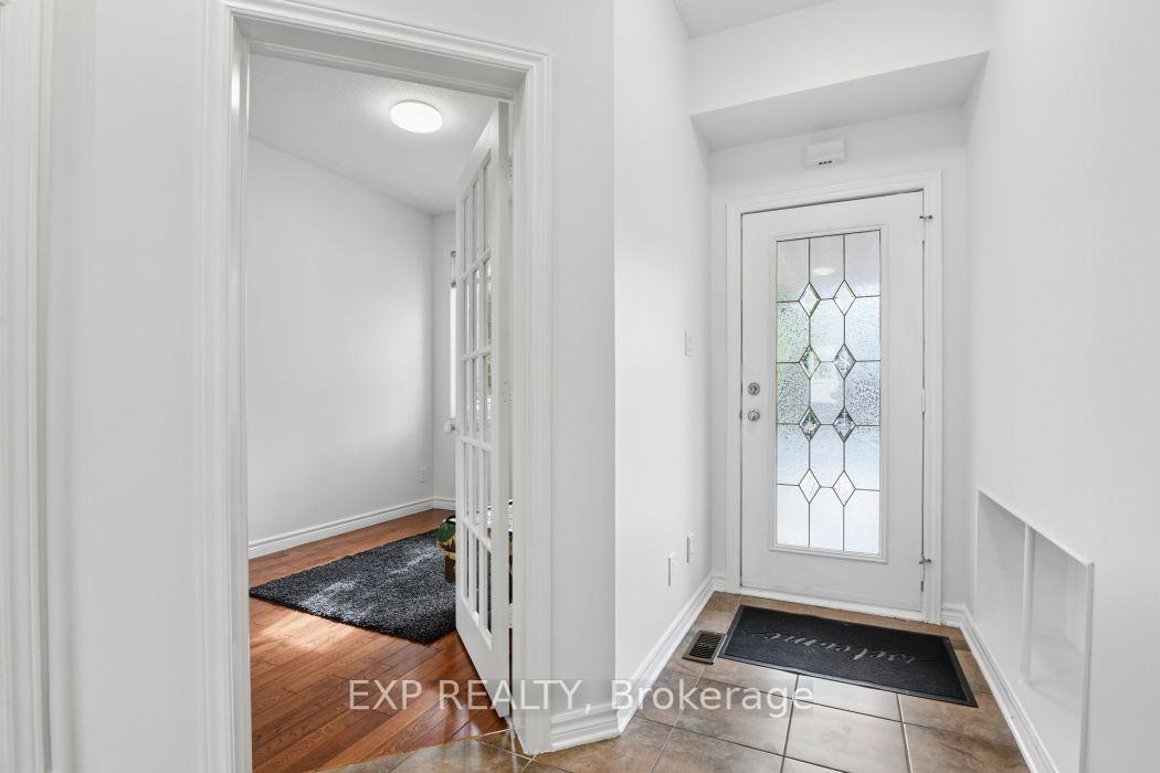 Photo 3 of 322 Foxridge Way, Ottawa, Barrhaven - Strandherd — HOMEH
