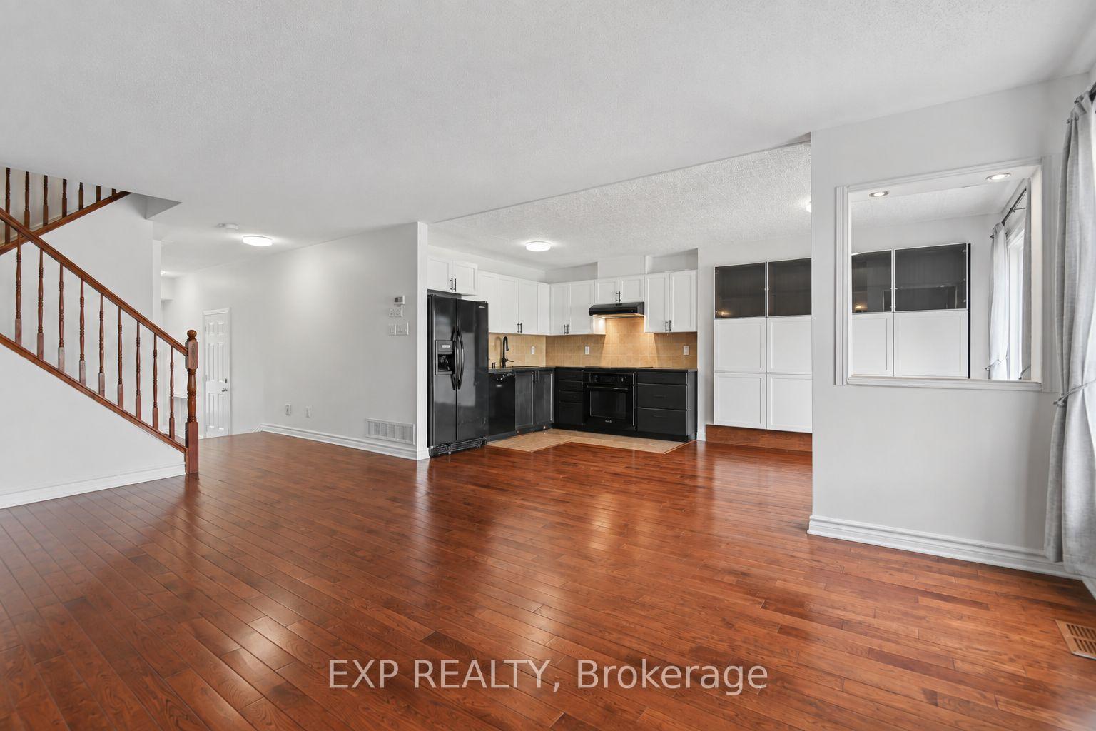 Photo 14 of 322 Foxridge Way, Ottawa, Barrhaven - Strandherd — HOMEH