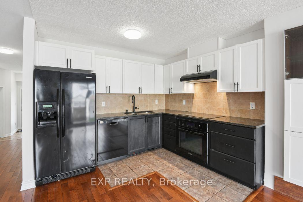 Photo 15 of 322 Foxridge Way, Ottawa, Barrhaven - Strandherd — HOMEH
