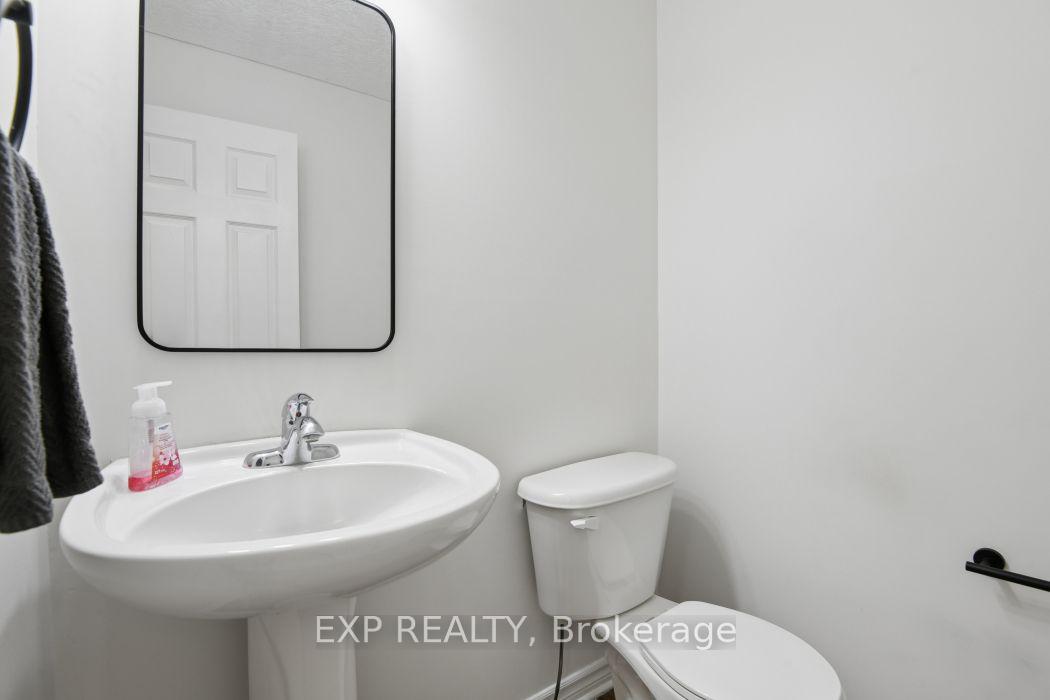 Photo 19 of 322 Foxridge Way, Ottawa, Barrhaven - Strandherd — HOMEH