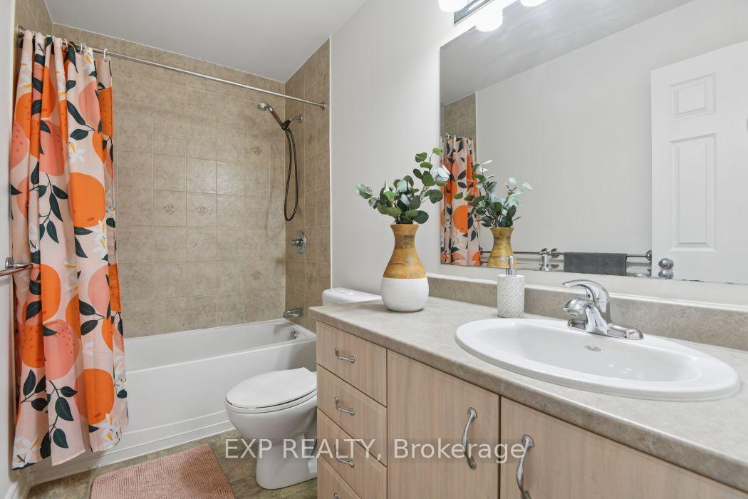 Photo 32 of 322 Foxridge Way, Ottawa, Barrhaven - Strandherd — HOMEH